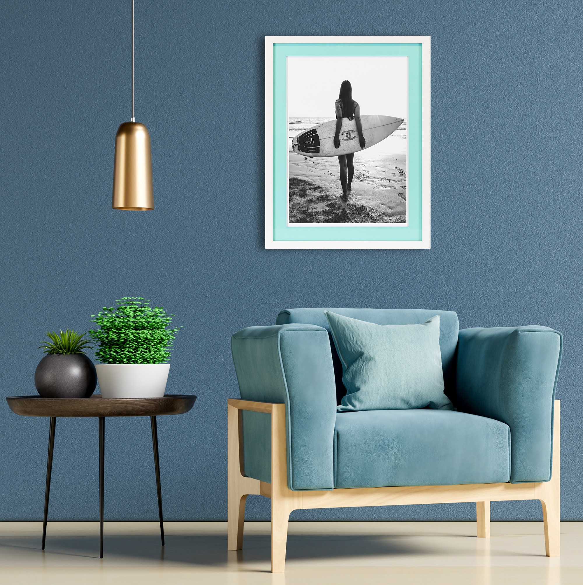 queence Bild mit Rahmen »Frau, Logo, Surfbrett schwarz weiß«, Bilder von Frauen-Frau-Meer-Schwarz-Weiß-Strand-Strandbilder, (1 St.), Poster mit buntem Acrylglas Passepartout
