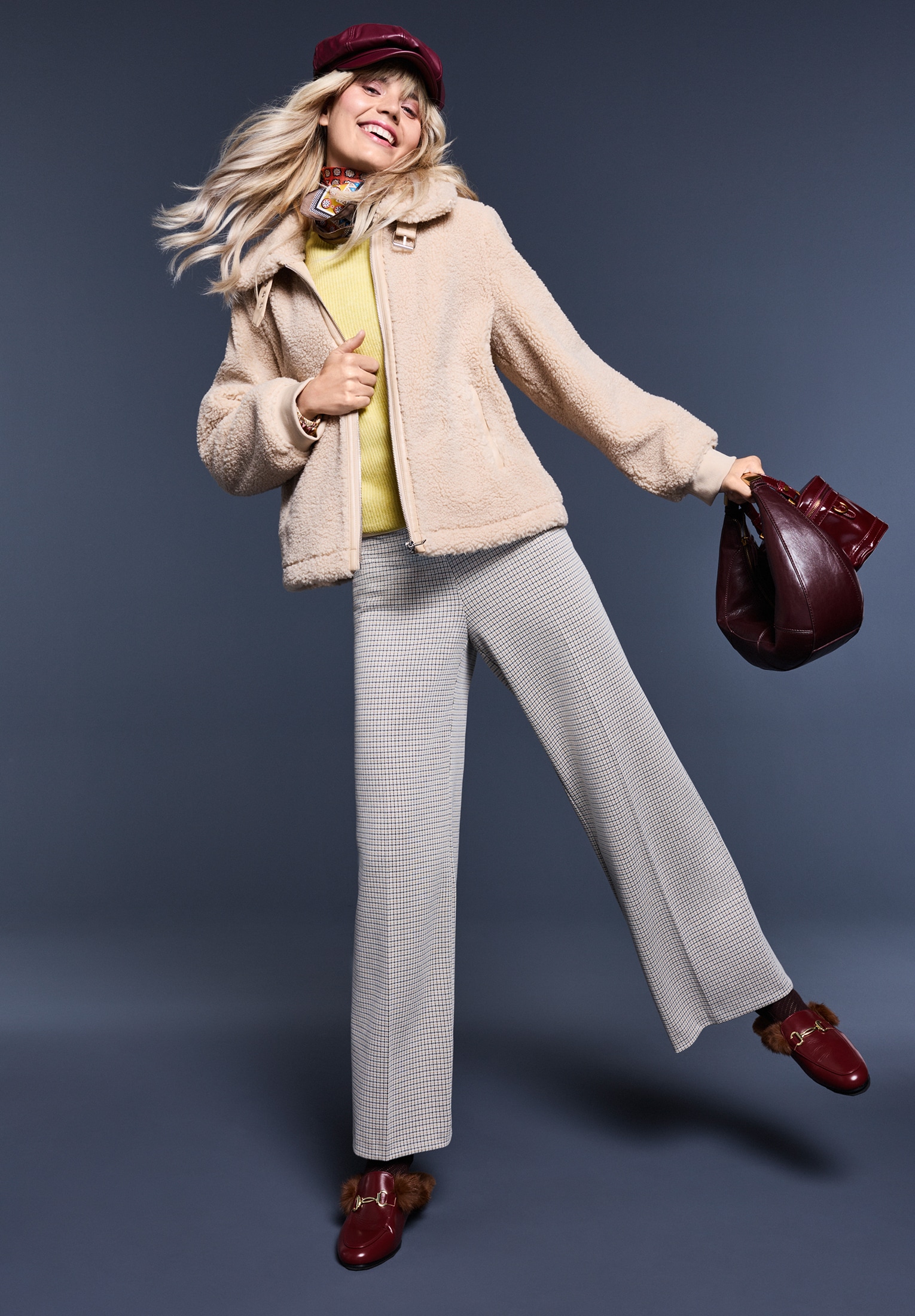 Cartoon Plüschjacke »Plüschjacke mit Eingrifftaschen«