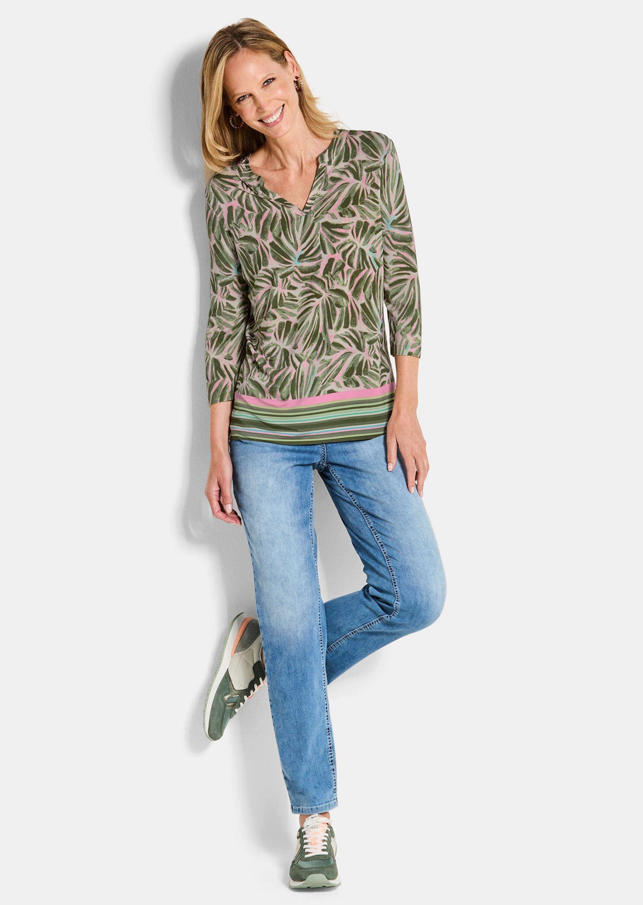 GOLDNER Print-Shirt »Kurzgröße Jerseyshirt mit floralem Design« stretchbequemer Viskosejersy