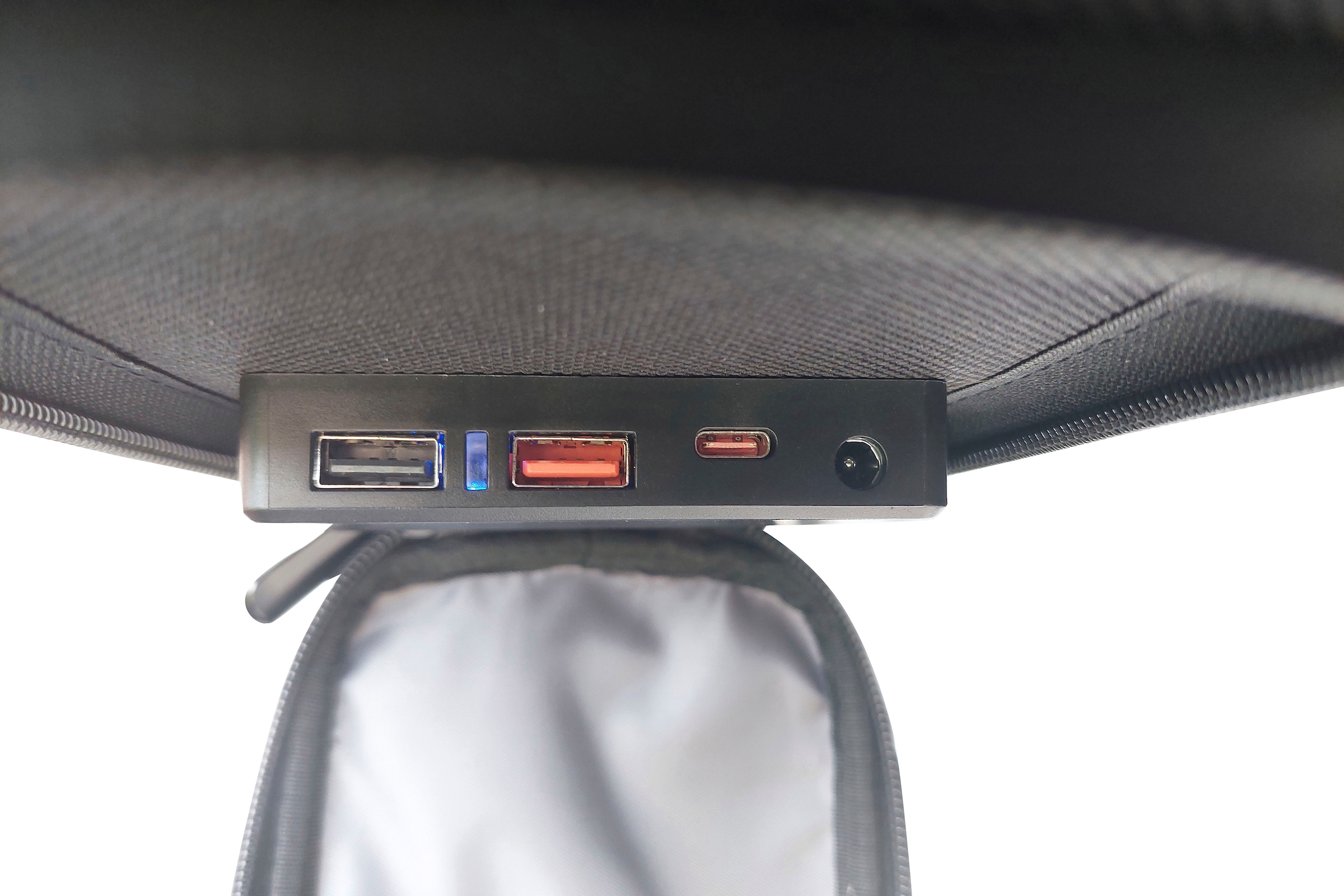 Technaxx Solartisch »TX-251«, faltbarer Solar-Campingtisch, 20 W