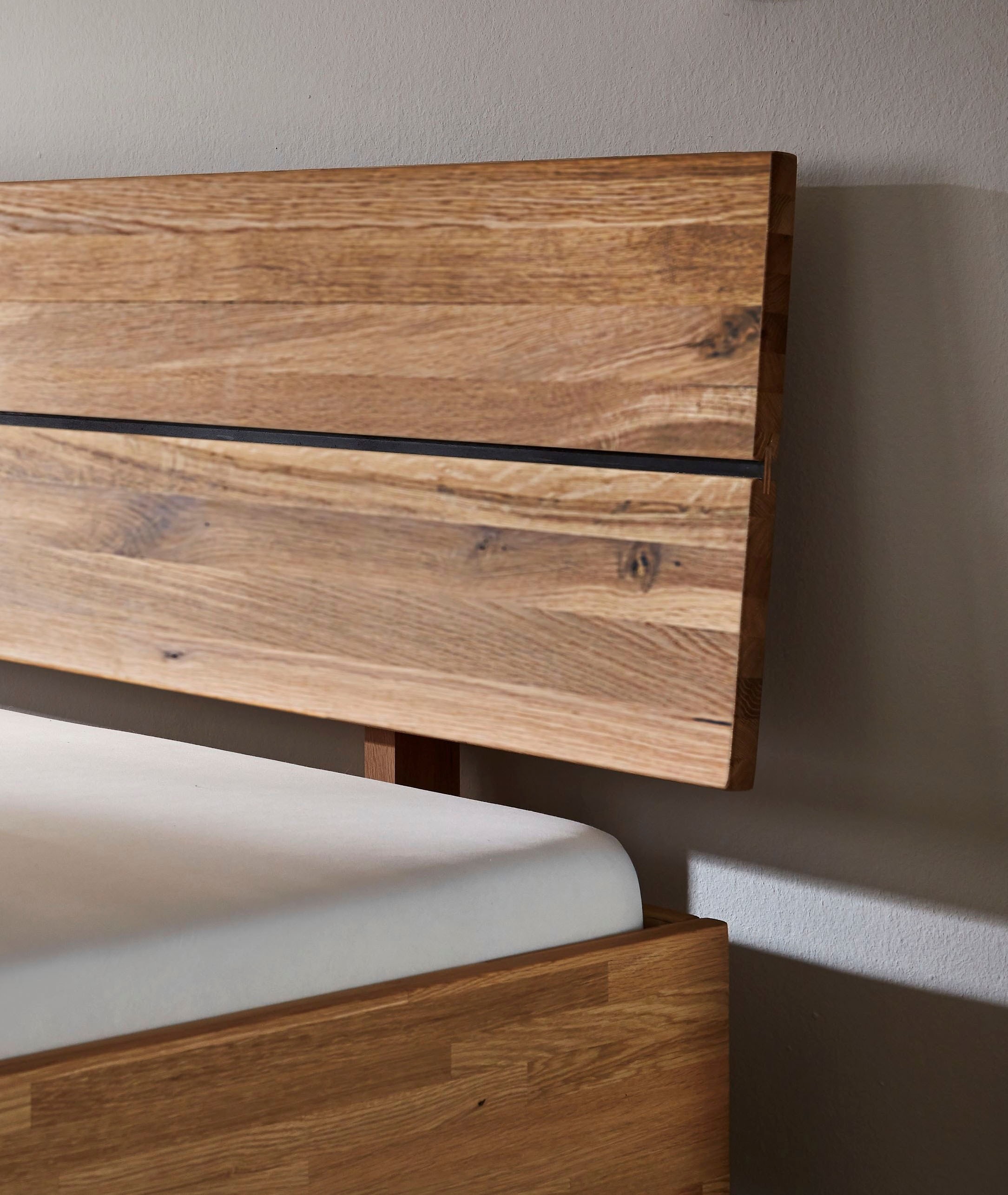 Home affaire Massivholzbett »Chavot I« wahlweise in Kernbuche oder Wildeiche erhältlich