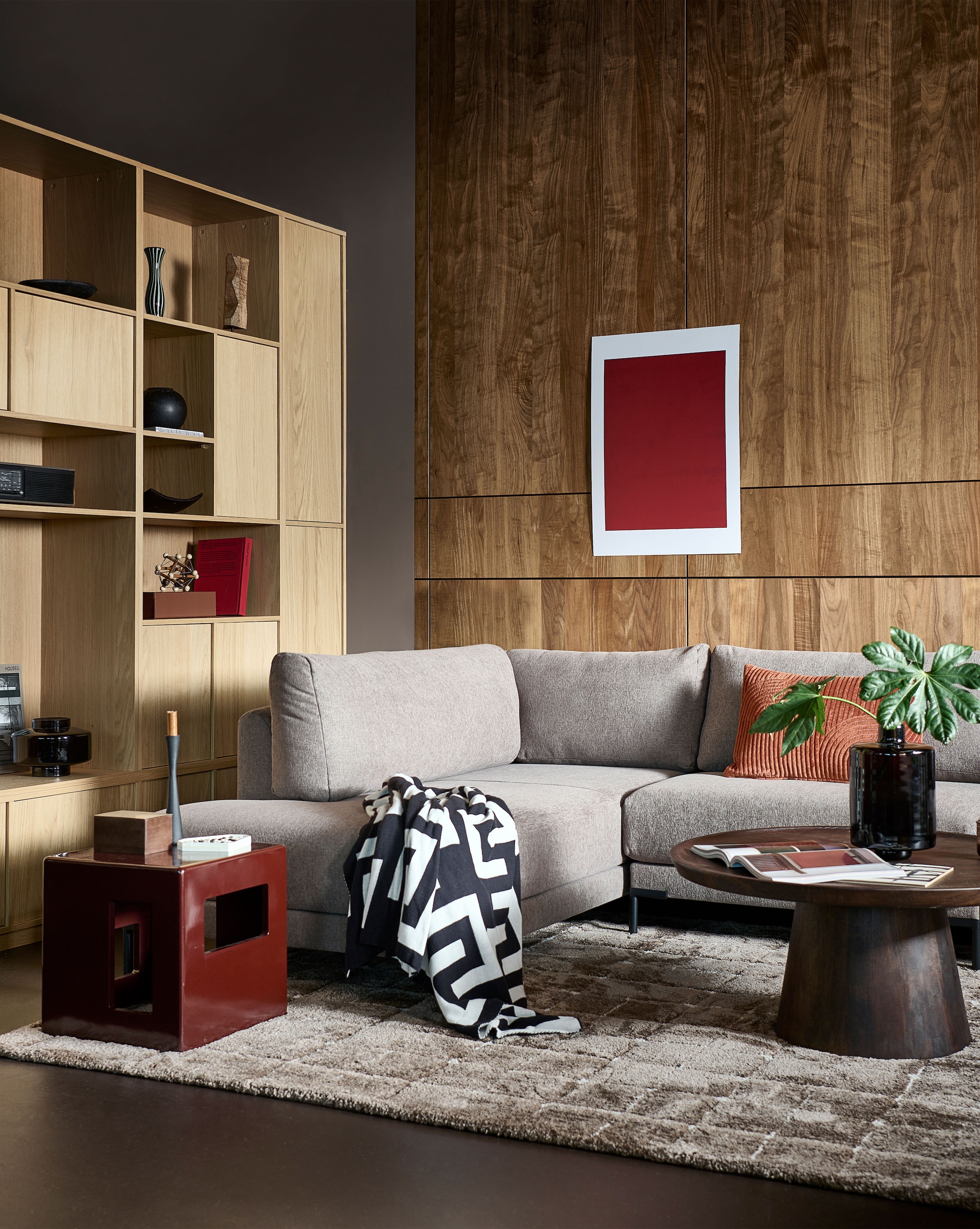 WOOOD Couchtisch »Coffee A Gogo mit Massivmangoholz und bauchigem Standfuß Ø 90 x 40 cm« Tischblattdicke 4 cm, umlaufender Randerhöhung, Tragkraft 15 kg