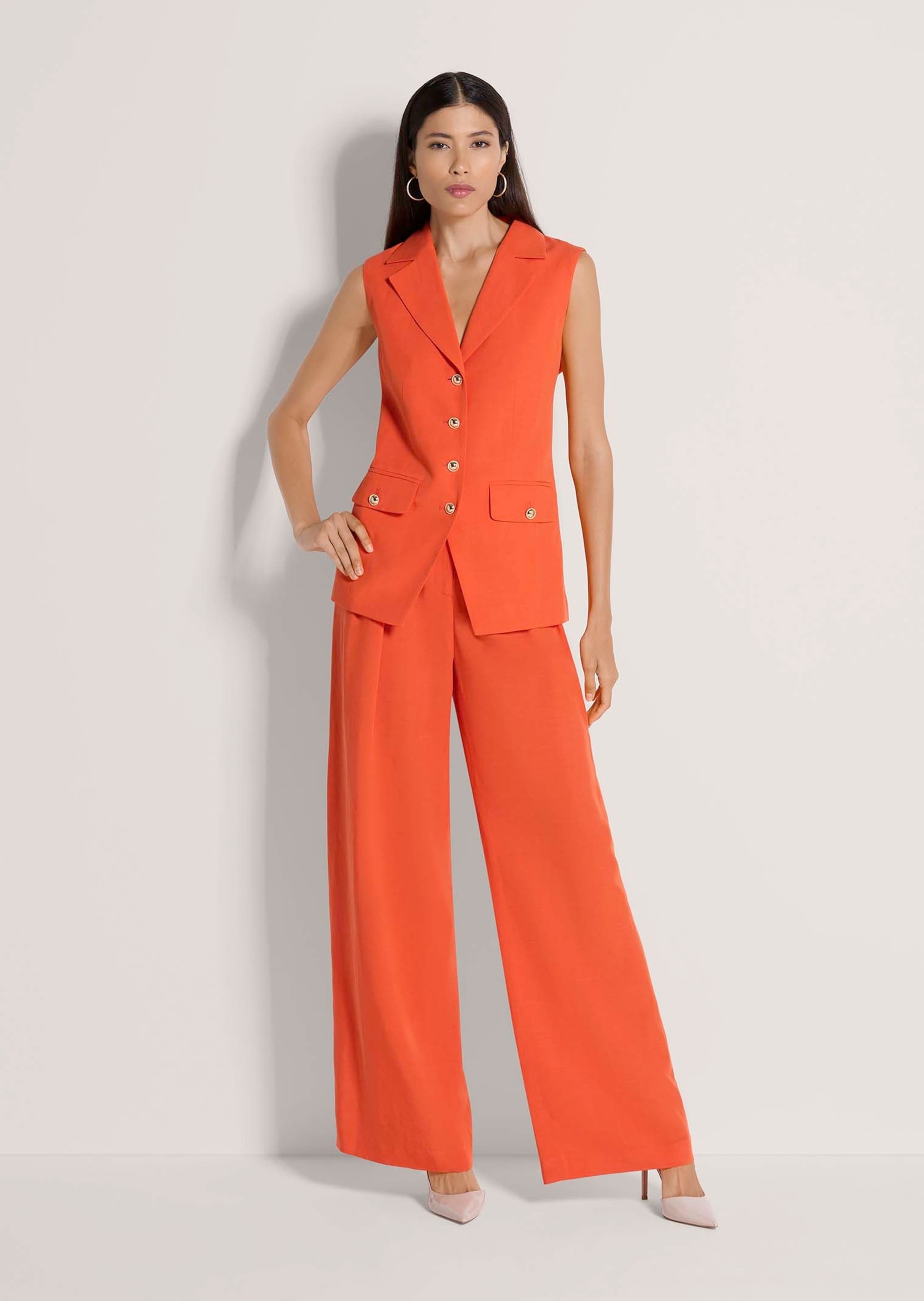 MADELEINE Kurzweste »Weste Elegante Anzug-Weste Damen, Reverskragen« Goldfarbene Knöpfe