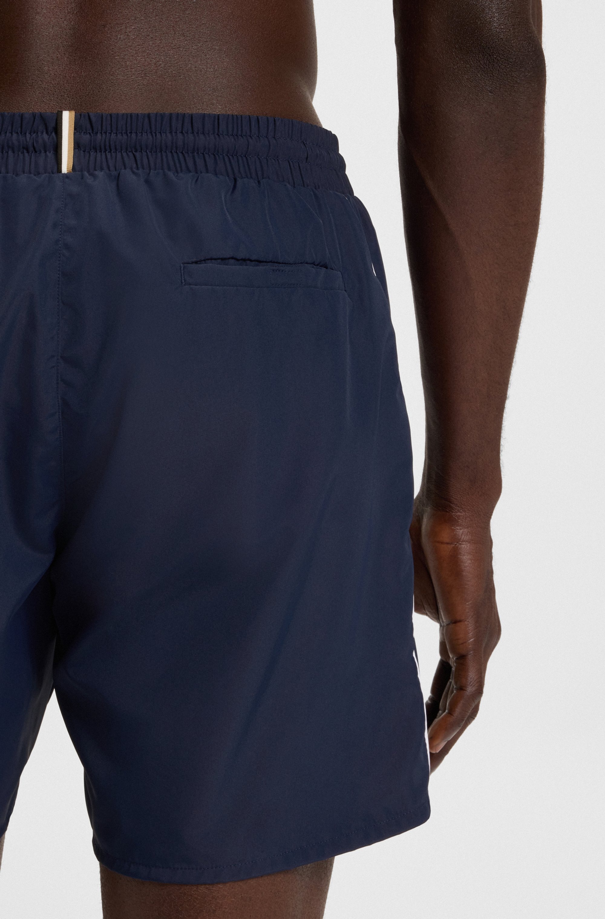 BOSS Badeshorts »Starfish«, mit Kontraststreifen