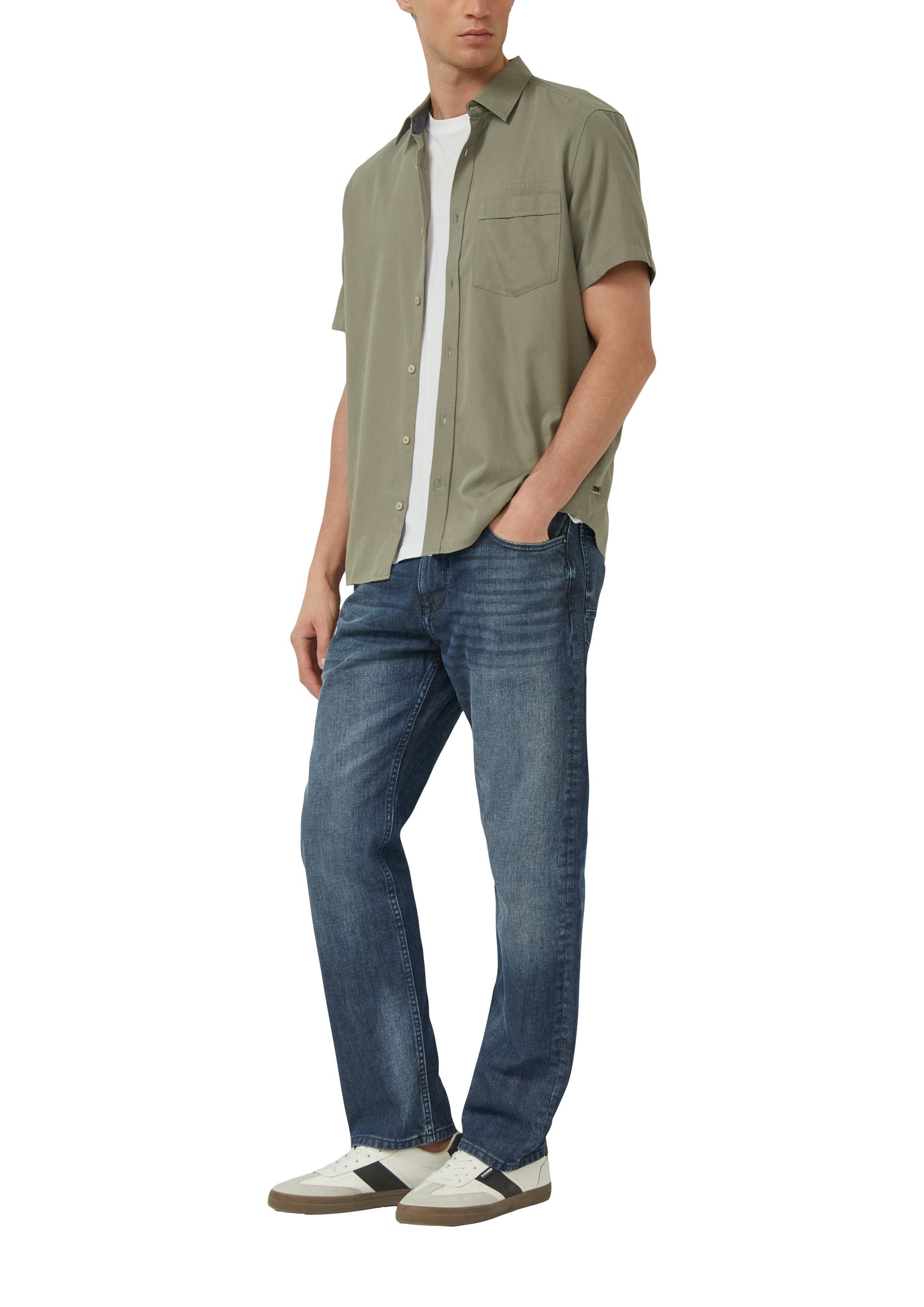 s.Oliver Kurzarmhemd mit Knopfleiste und Brusttasche