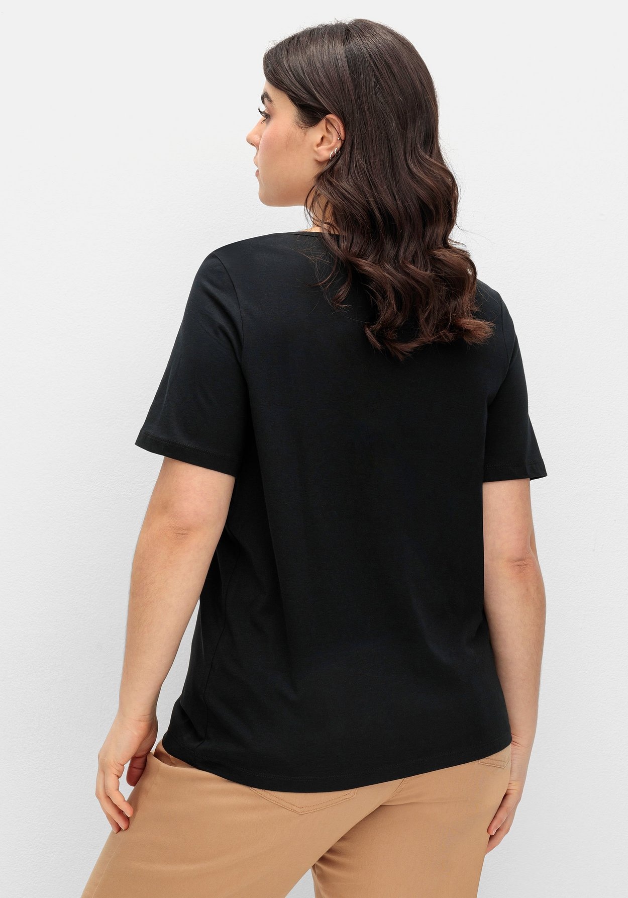 Sheego T-Shirt »Kurzarmshirt mit Frontdruck und Glitzereffekt«