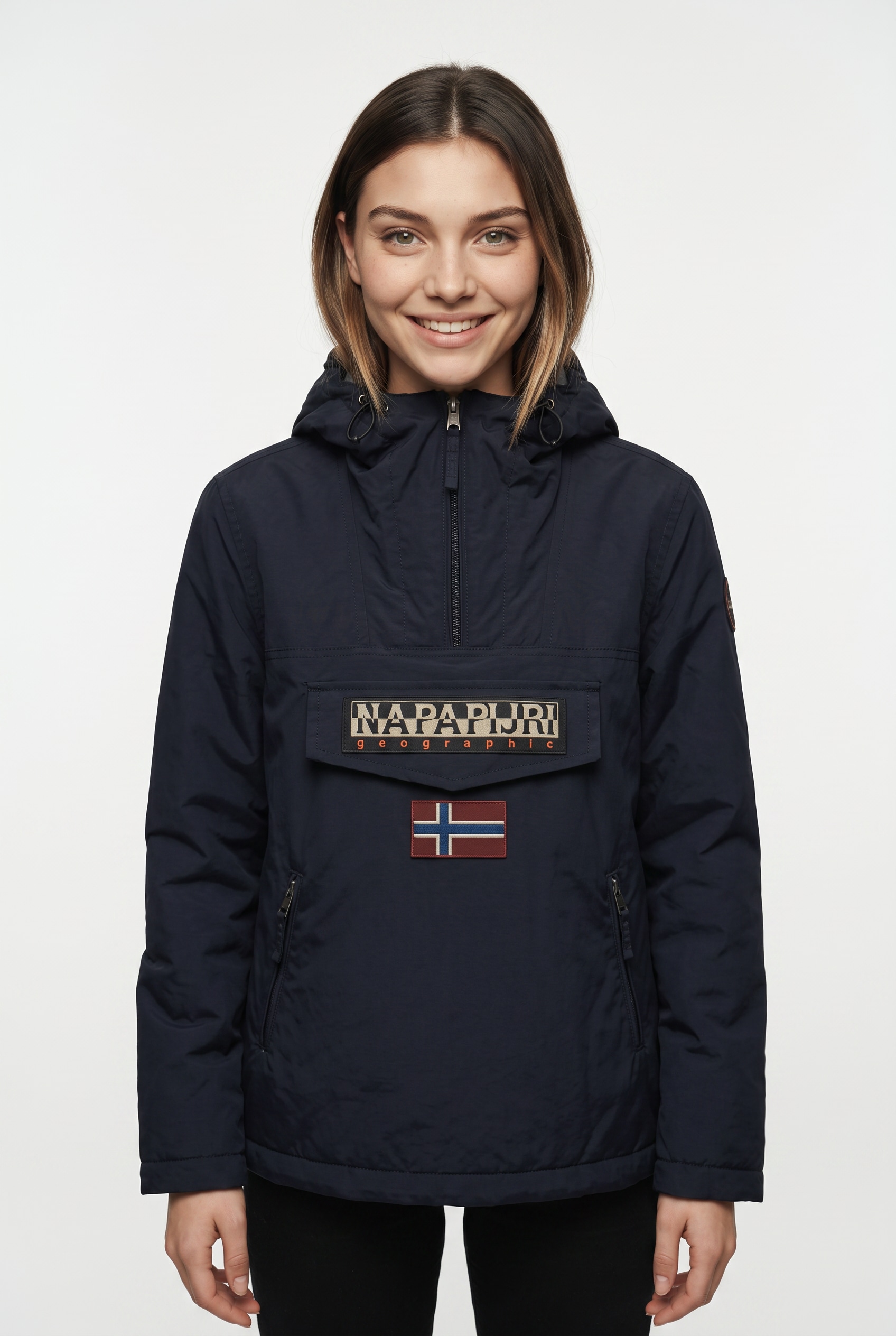 Napapijri Anorak »RAINFOREST W PKT 4 DEMITASSE WT3« mit Kapuze mit markanter Silhouette, in Unifarben