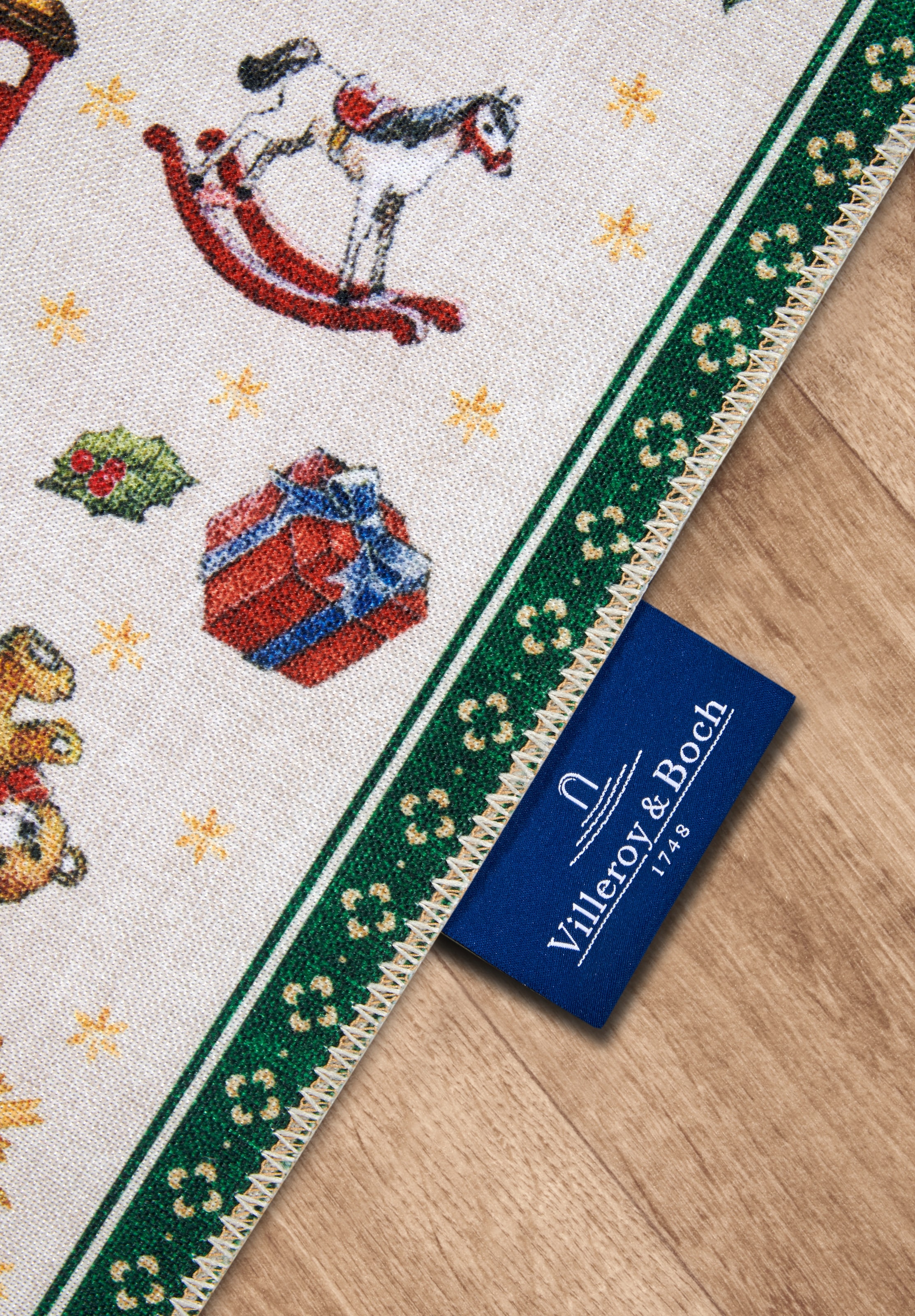 Villeroy & Boch Teppich »Nostalgic Toy's Delight, eckig, rund und Läufer«, rechteckig, 3 mm Höhe, Weihnachten, Wohnzimmer, Flur, Geschenk, Toys Delight, Dekoration