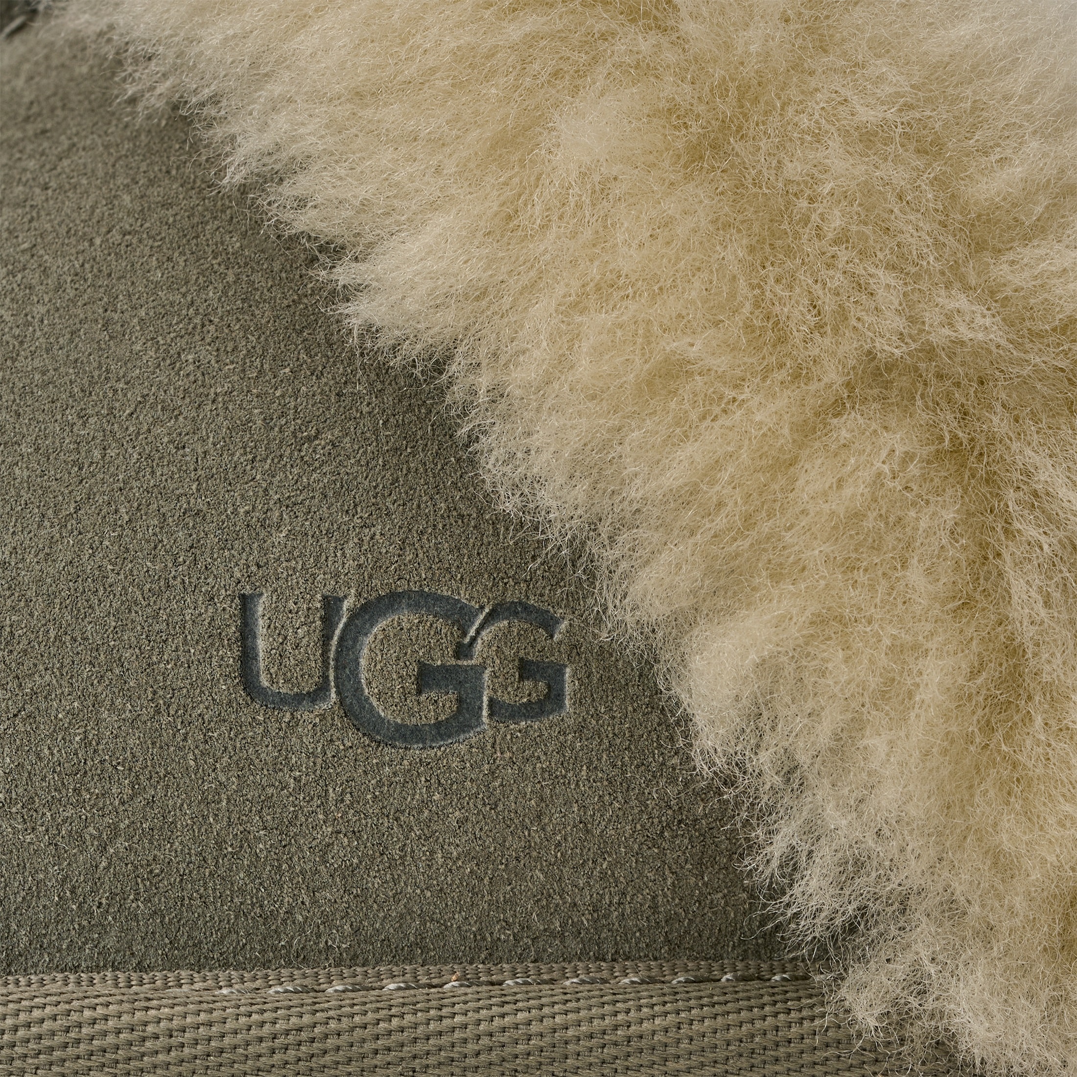UGG Hausschuh »Scuffette II«, Homeslippers, Hausschuh mit kuscheligem Fellimitat-Kragen