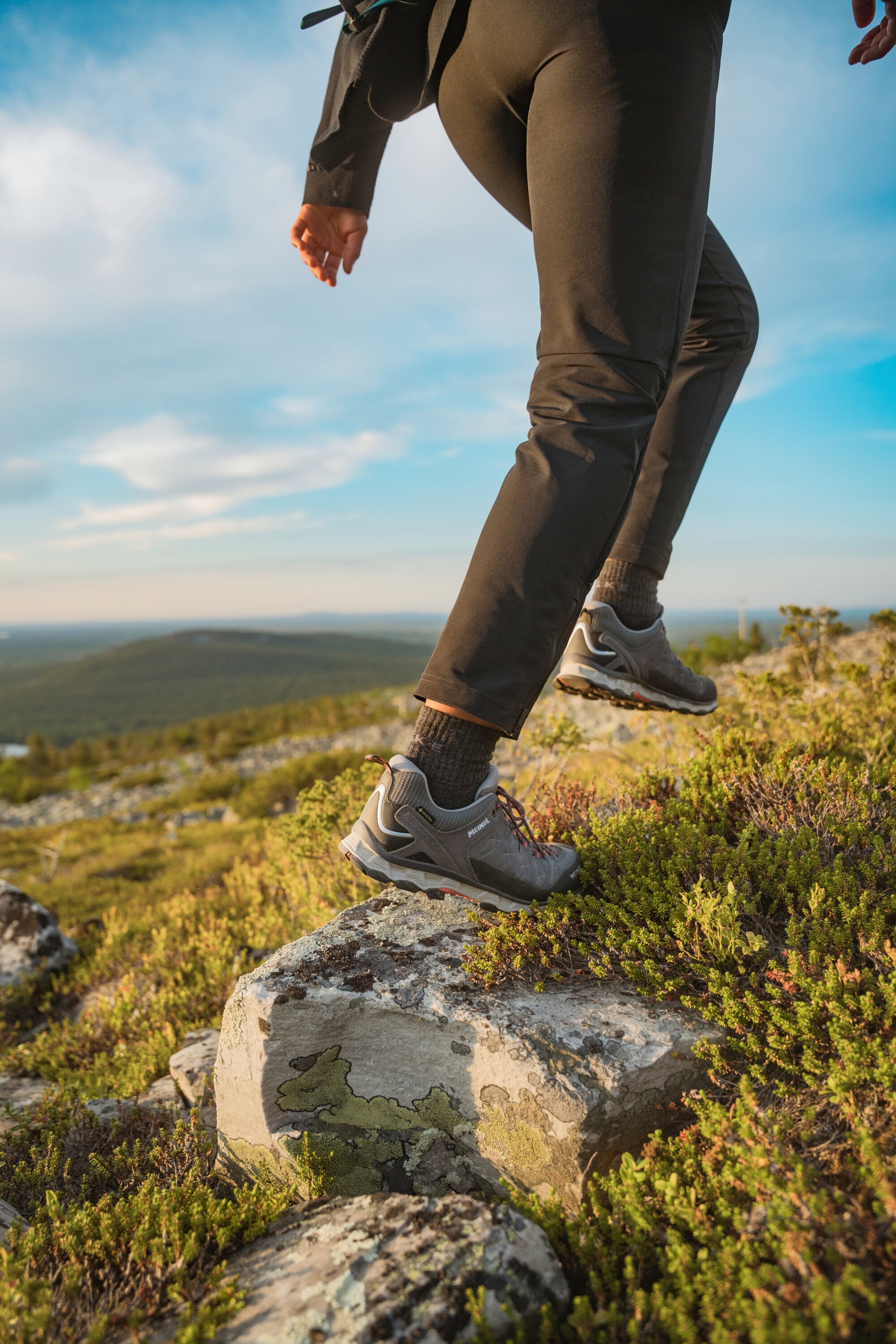 FALKE Kurzsocken »TK2 Explore Wool Short« 1 Paar tlg.