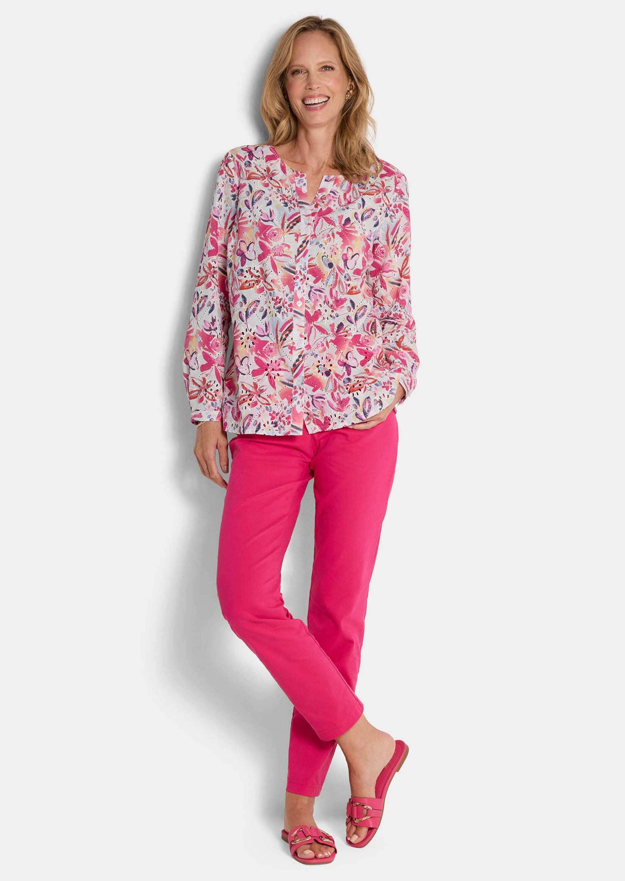 GOLDNER Kurzarmbluse »Kurzgröße Druckbluse mit floralem Design« seitliche  Schlitze