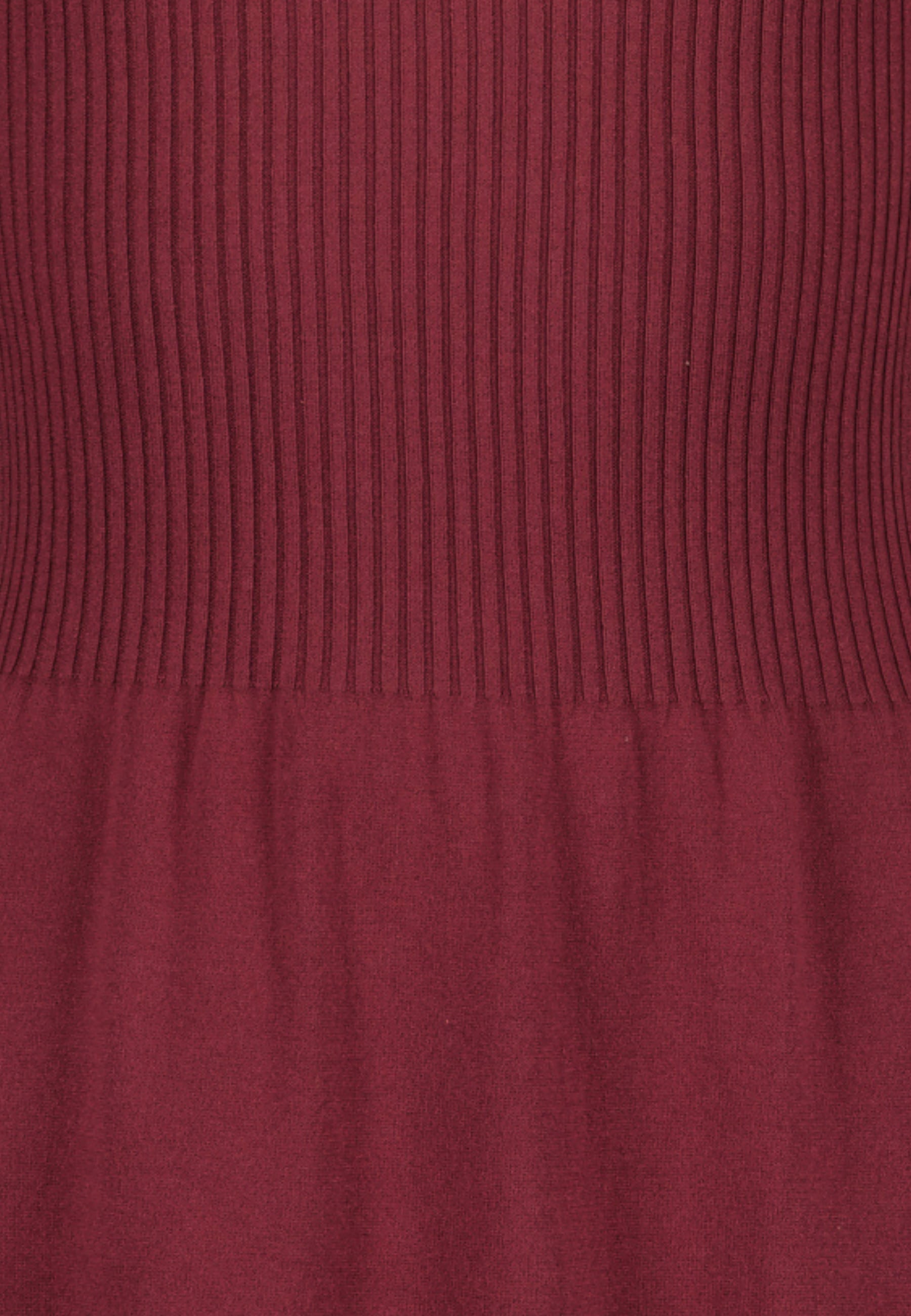 Blue Seven Strickkleid, in tollem Rippstrick mit hohem Viskoseanteil