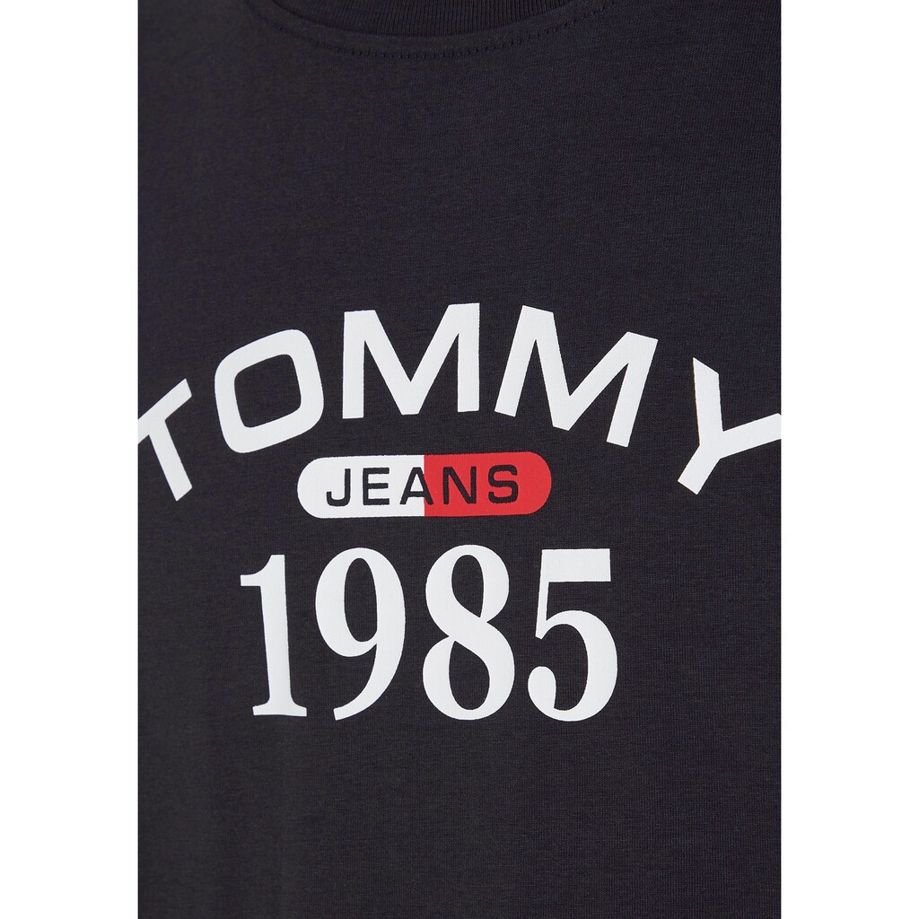 Tommy Jeans T-Shirt »TJM CLSC 1985 RWB CURVED TEE«