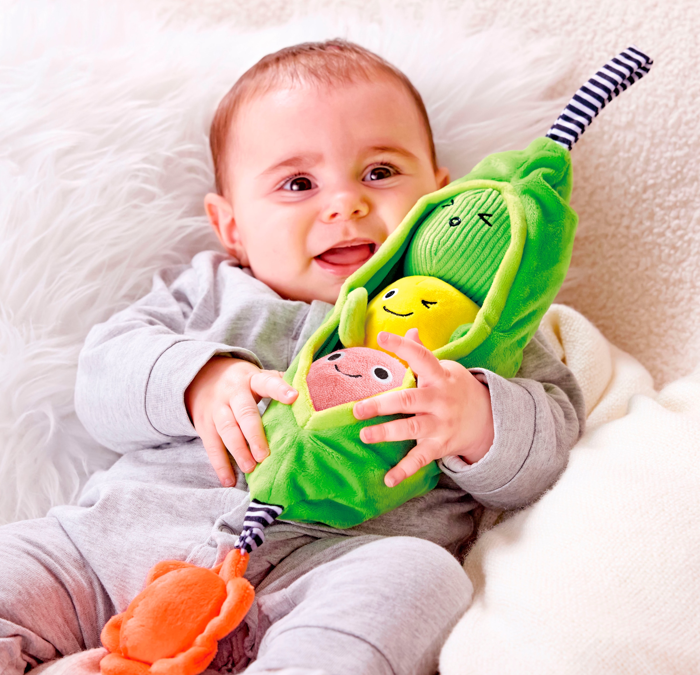 Hape Greifspielzeug »Kleine Erbsen-Freunde«