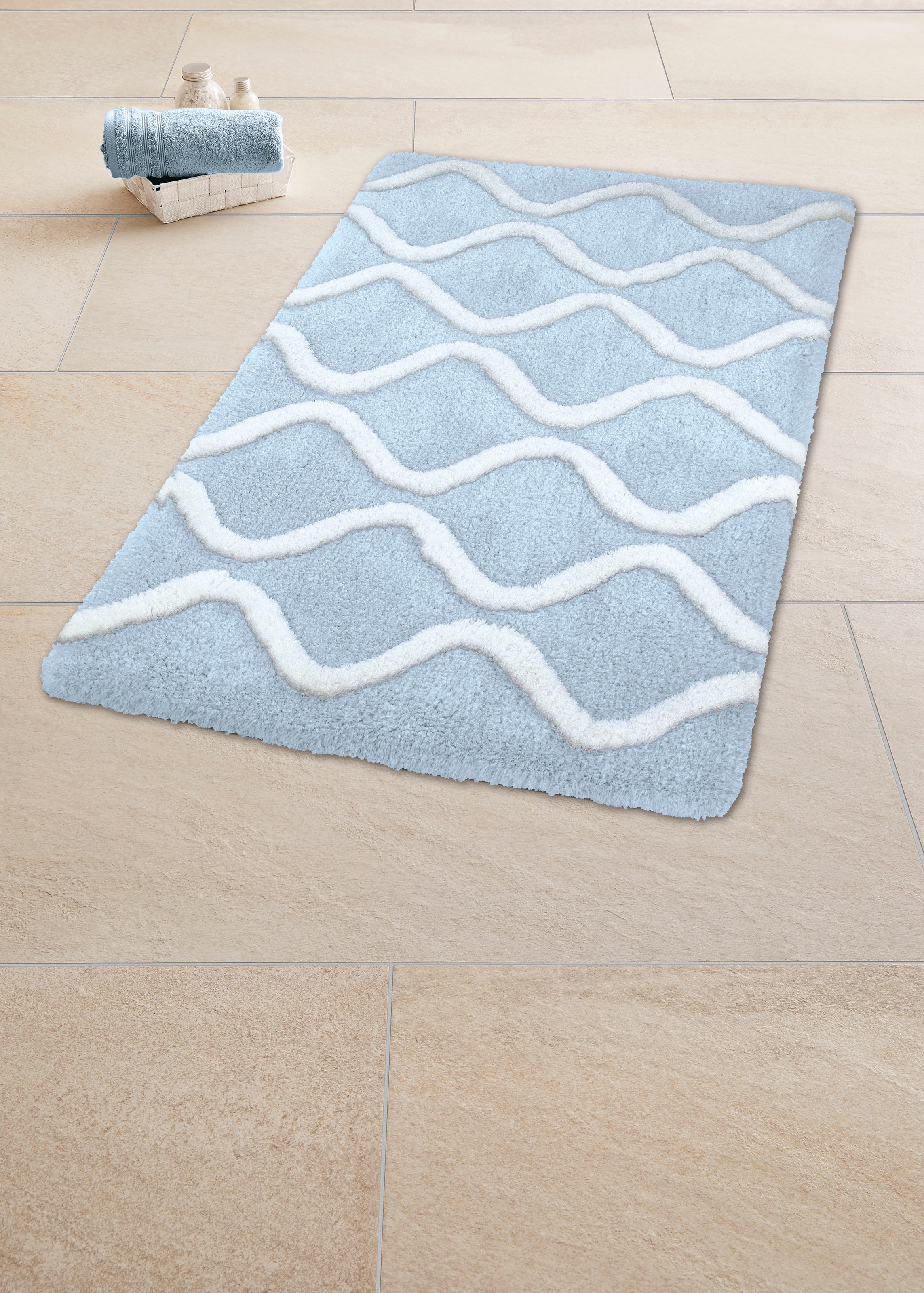 Kleine Wolke Badematte »Piana«, rutschhemmend beschichtet, fußbodenheizungsgeeignet, Badteppich, modernes Wellen 3D-Design