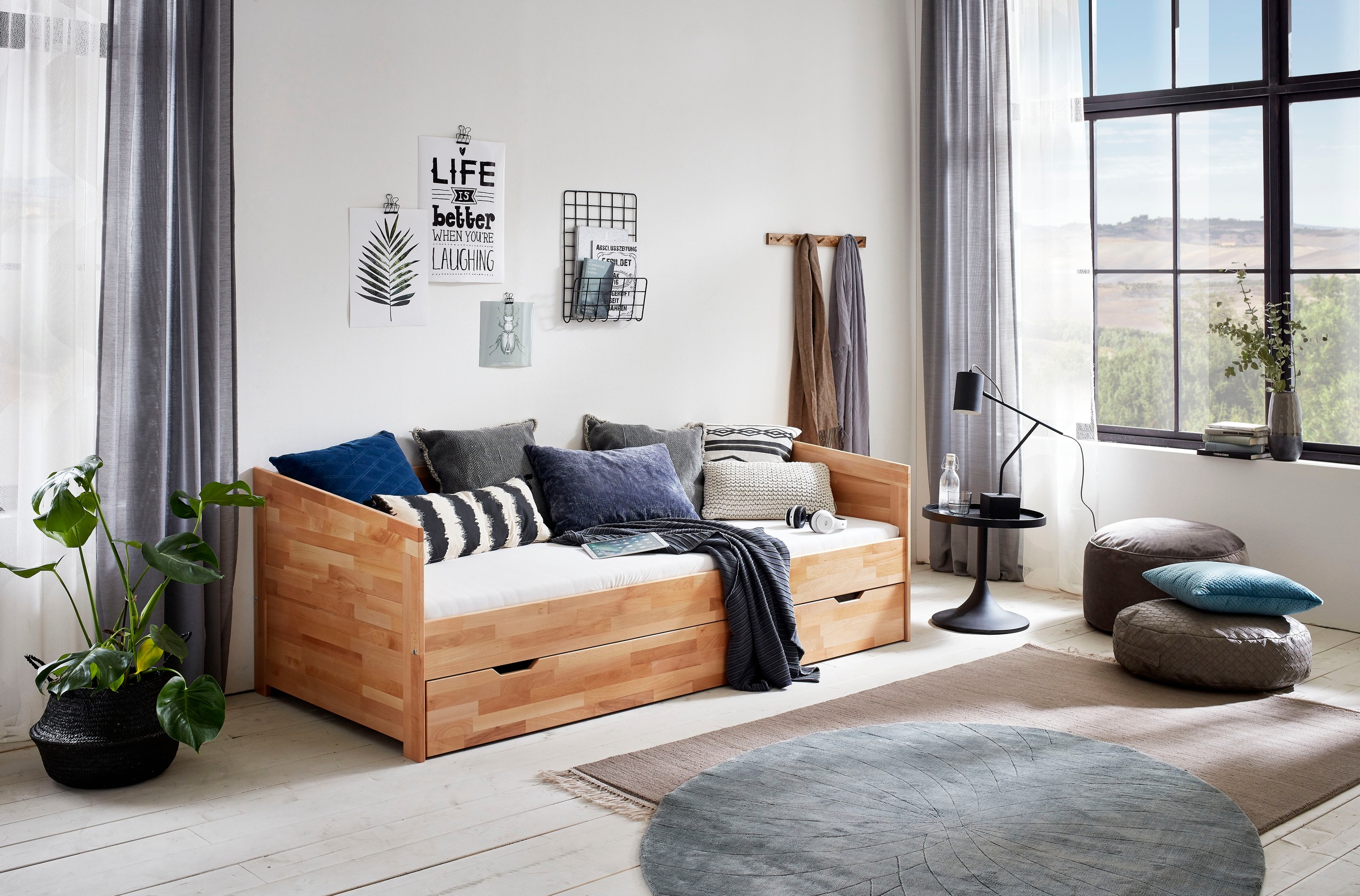 Relita Funktionsbett »Funktionsbett Nina«, Funktionsbett mit Bettschublade, Buche massiv lackiert