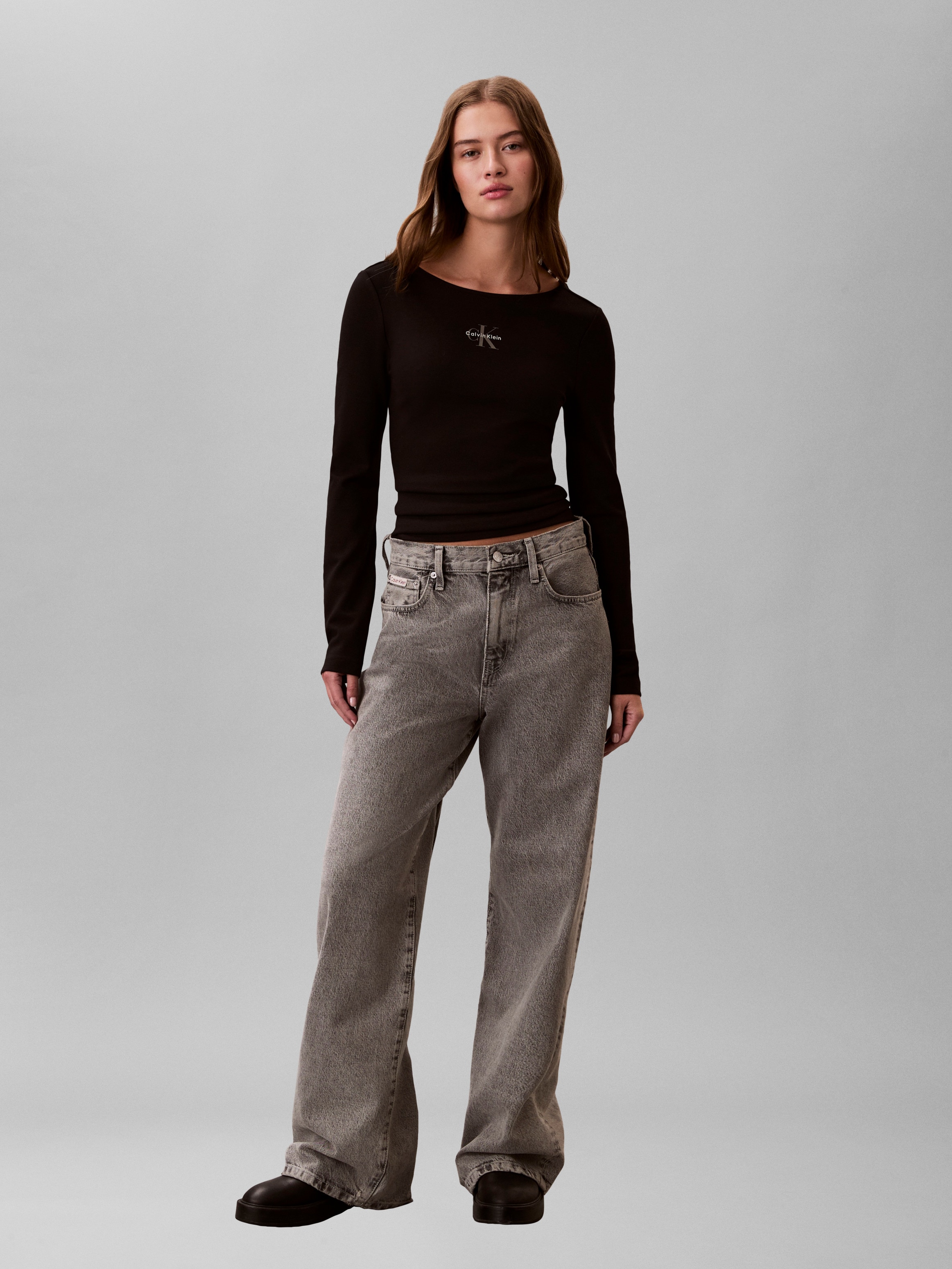 Calvin Klein Jeans Langarmshirt Figurbetonte Passform mit Rundhalsausschnitt