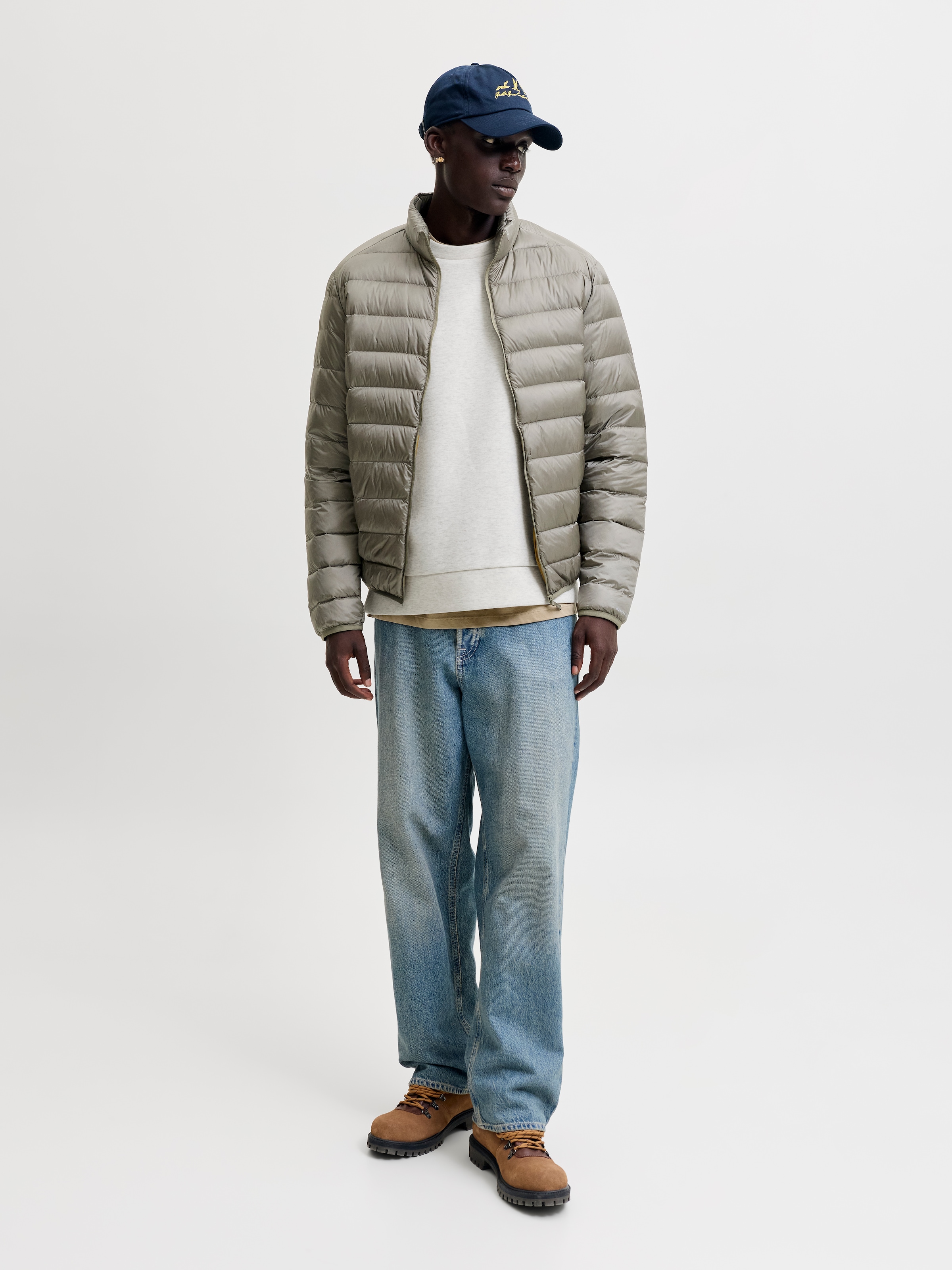 Jack & Jones Sweatshirt »JJEBARRON SWEAT CREW NECK NOOS«, Materialmix, loose fit
