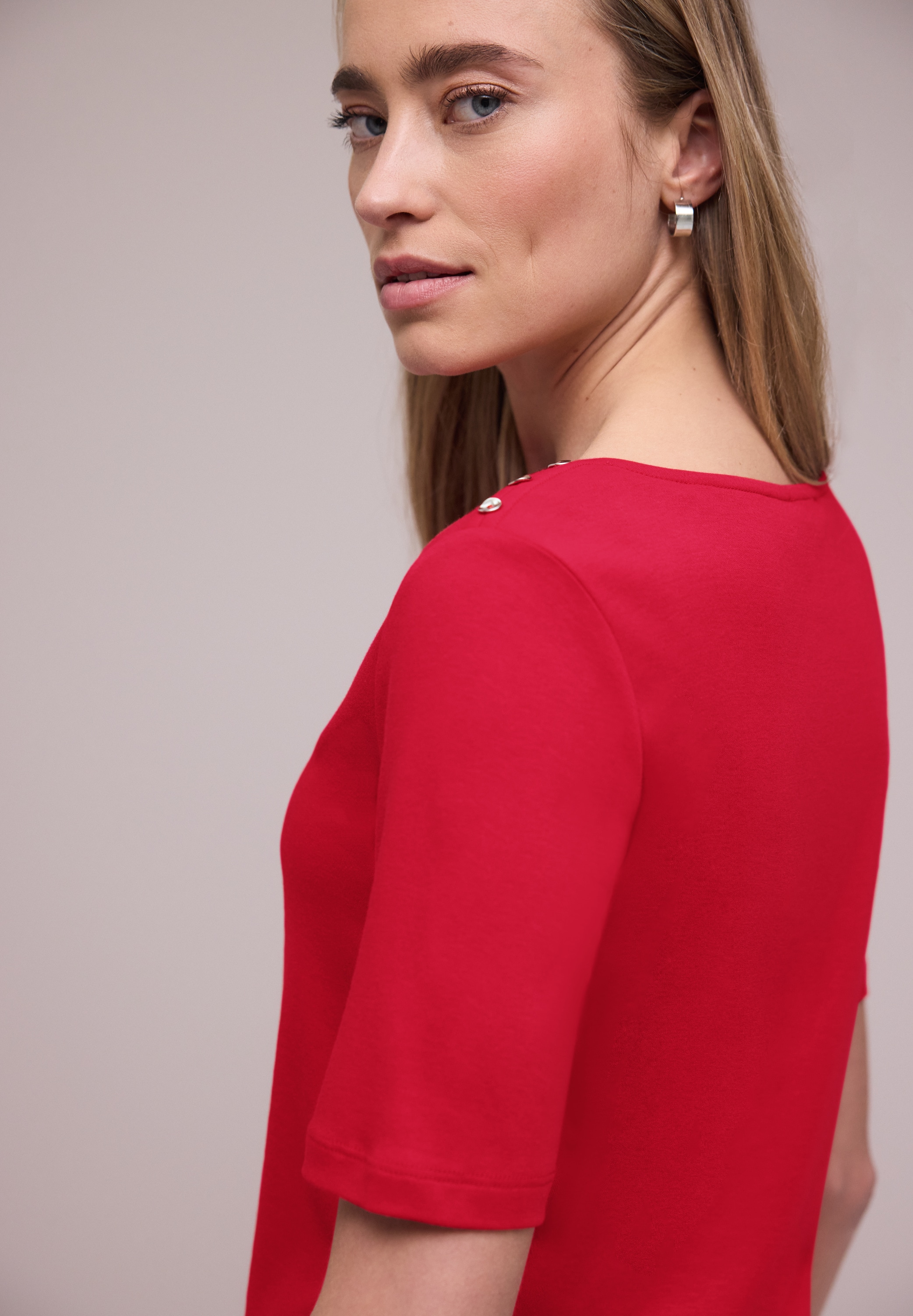 STREET ONE Kurzarmshirt mit Knopfdetail