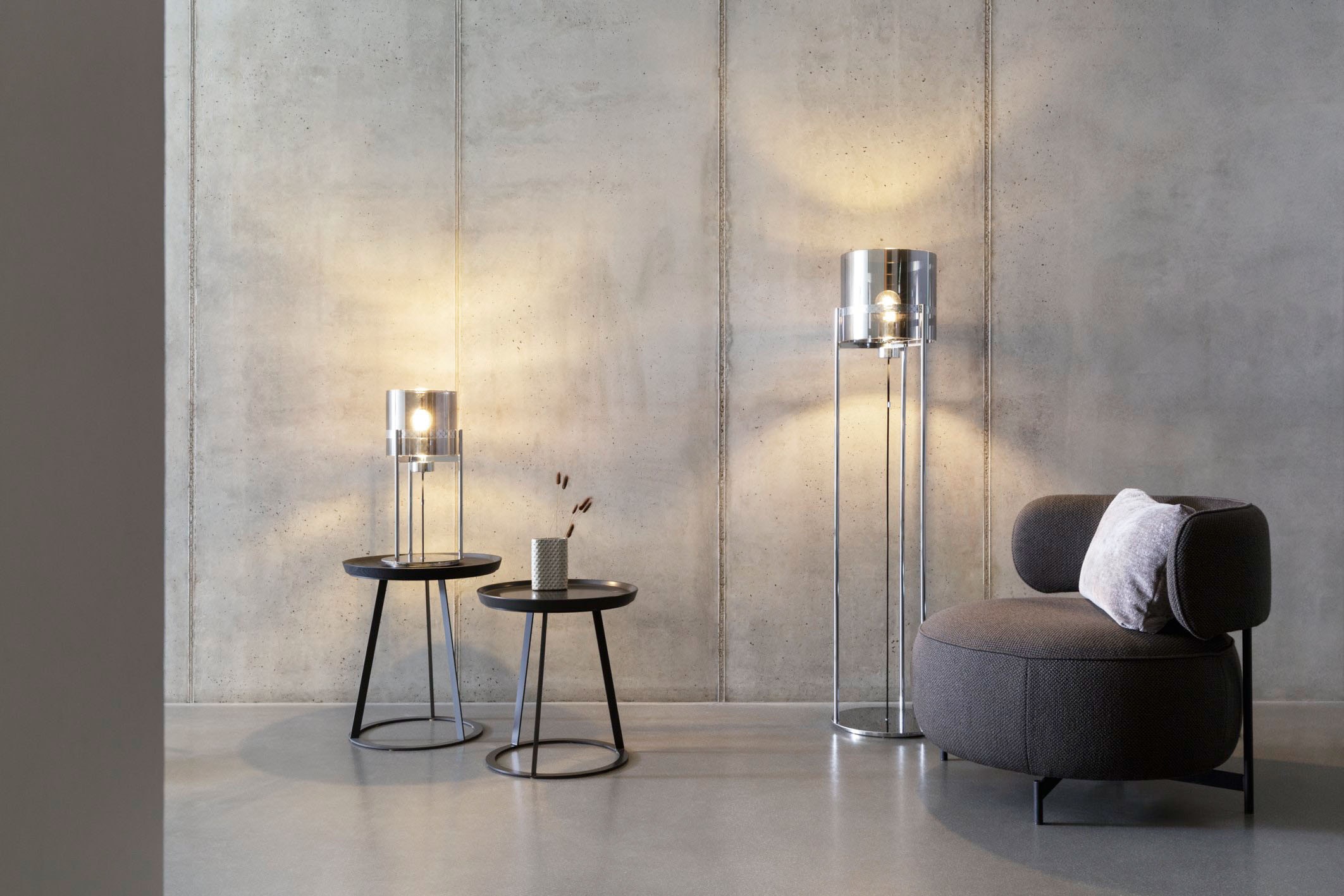 Joop! Tischleuchte »ROUND LIGHTS«, mit rundem Fumé-Glasschirm und eingelassenem  Metall-Dekorband kaufen online bei OTTO
