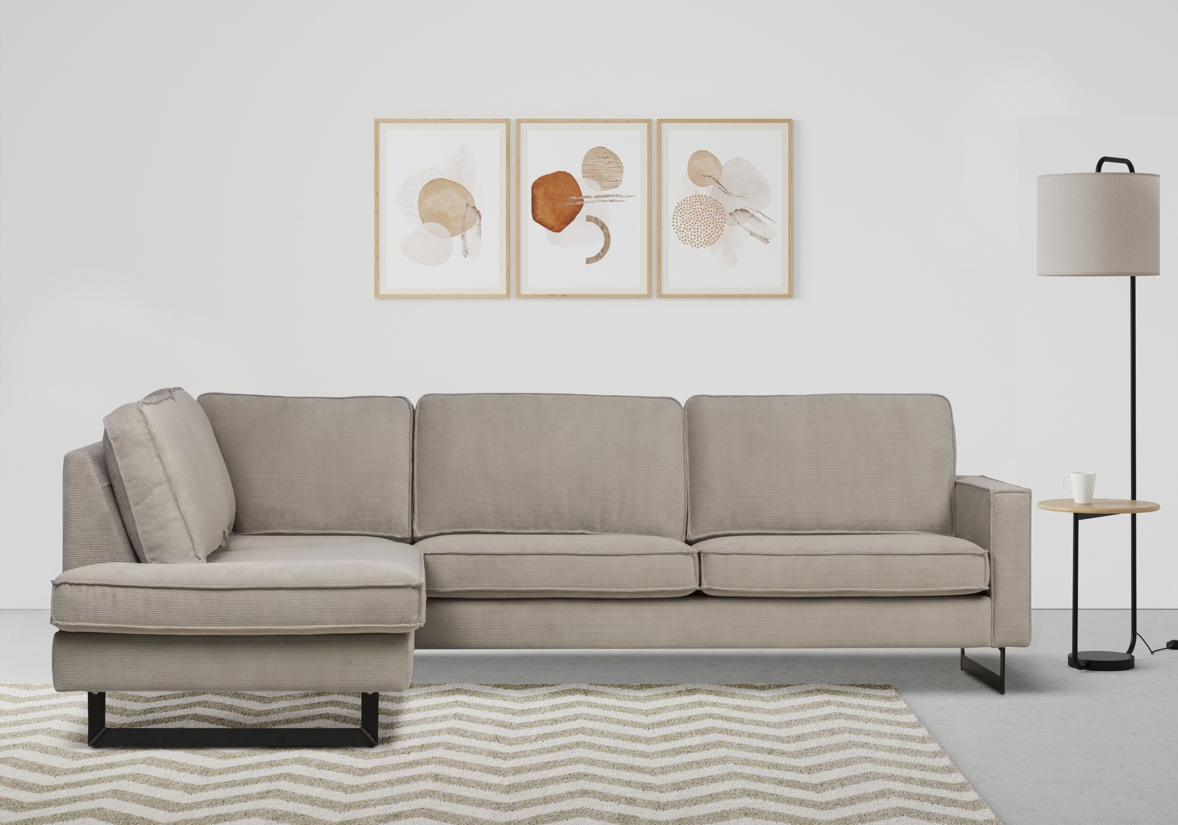 Places of Style Ecksofa »Pinto, 290 cm, Cord, Chenille, Lederoptik, Ottomane links / rechts«, mit Keder, schwarze Metallfüße, Wellenunterfederung