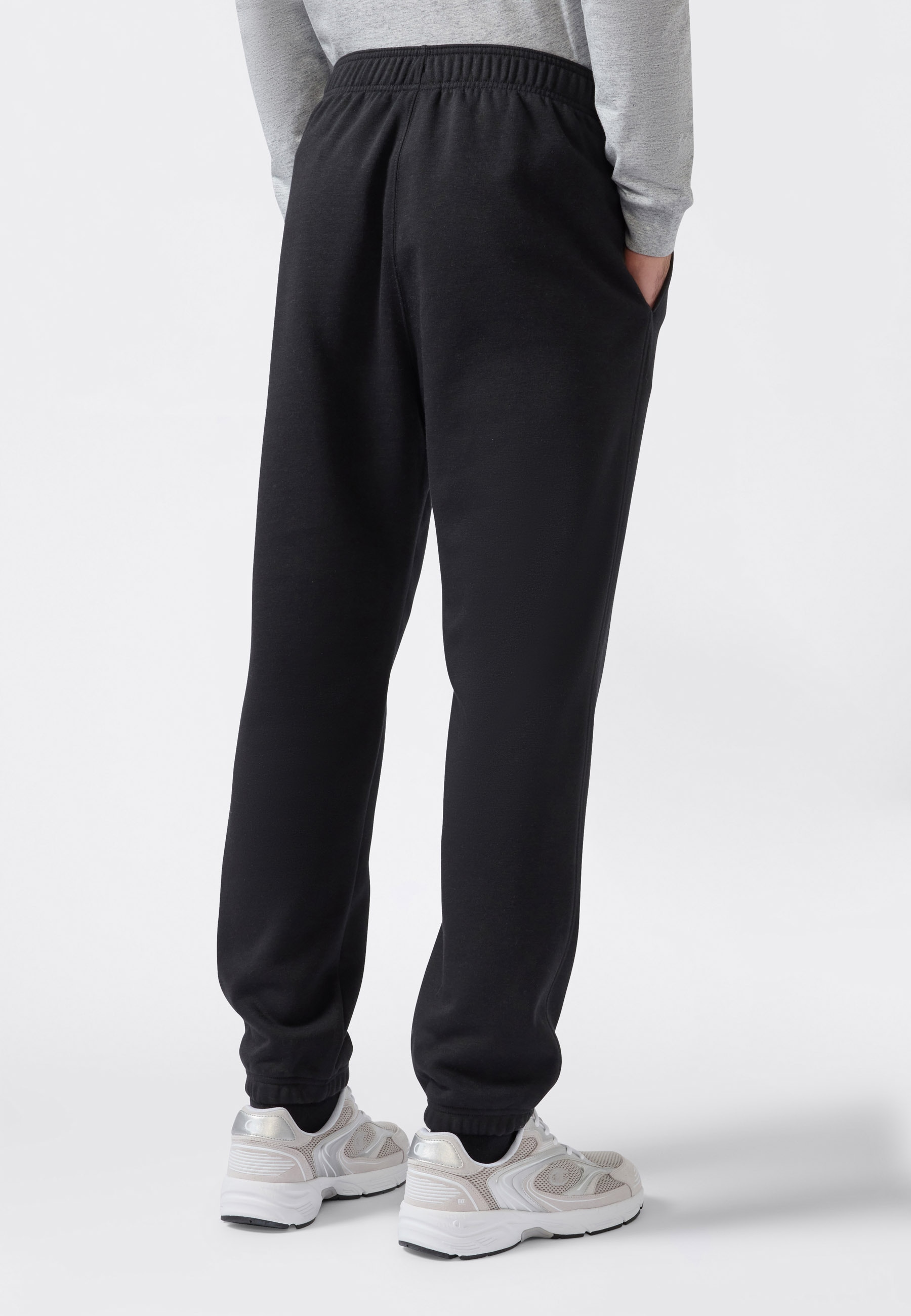 Champion Jogginghose »ICONS Fleece Elastic Cuff Pants«  Jogginghose, aus Baumwolle und Polyester, mit elastischen Bündchen