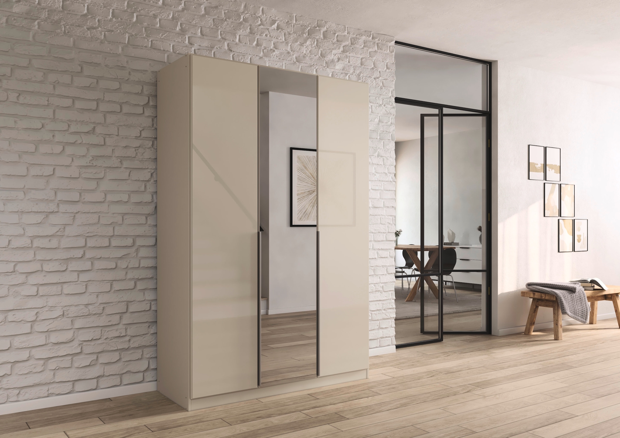 rauch Drehtürenschrank »Kleiderschrank Kleiderschränke Schrank Garderobe AGORDO mit Glasfront«, (in zwei Griff-Farben), durchdachte Innenausstattung, in 6 Breiten und 2 Höhen MADE IN GERMANY