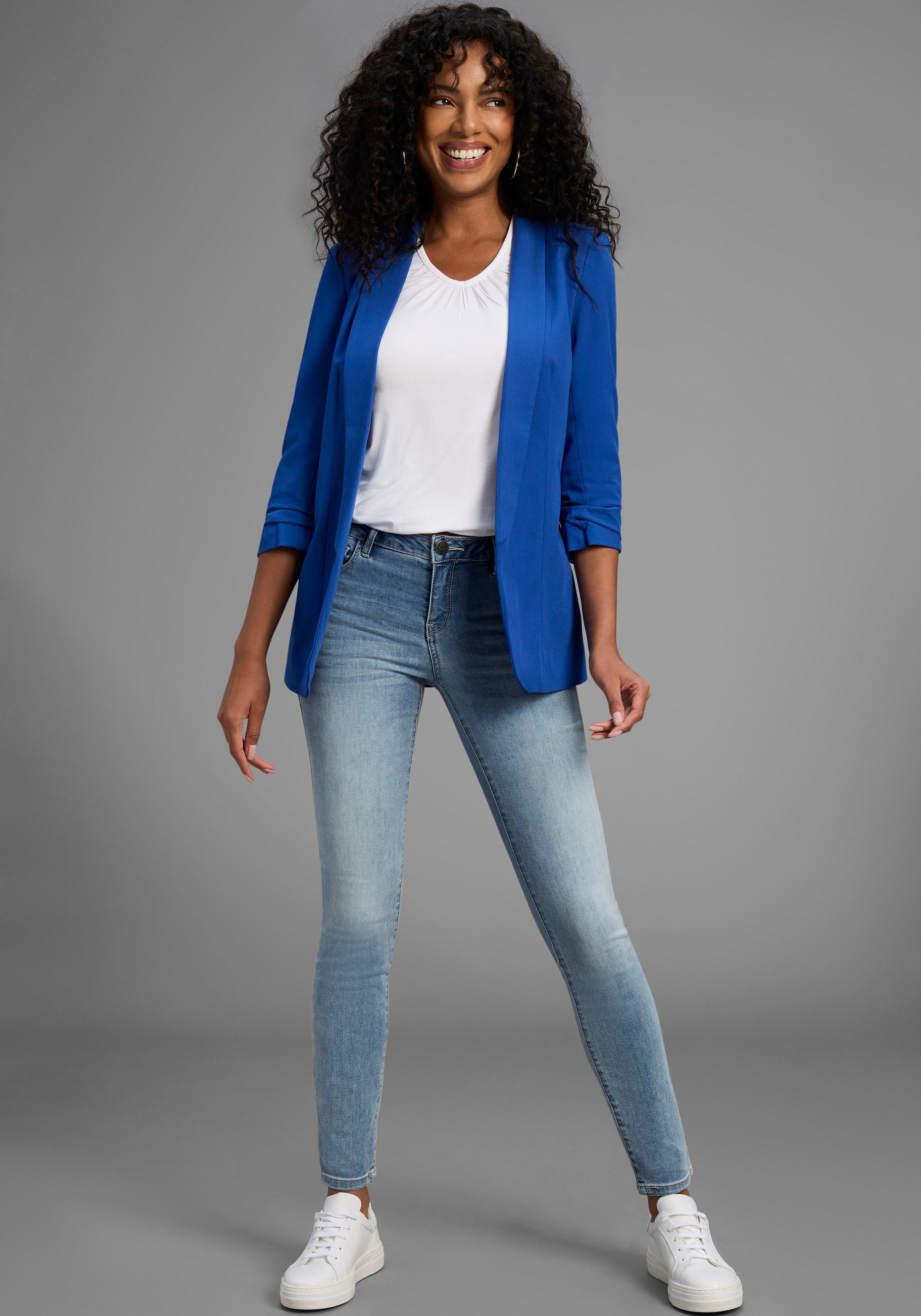 Arizona Skinny-fit-Jeans »Ultra-Stretch«, extra-enger Beinverlauf, normale Leibhöhe, mit Eingrifftaschen