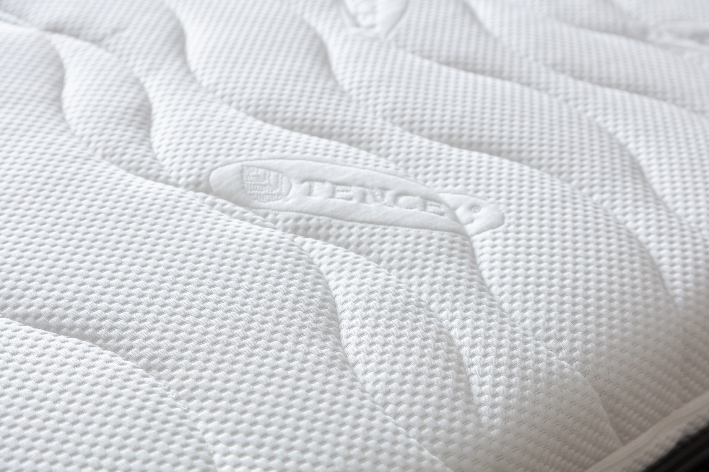 Home affaire 2,5-Sitzer »Clevina, Schlafsofa mit Kaltschaummatratze, Breite 196 cm« Sofa & Bett in einem – kinderleicht ausklappbar & freistellbar im Raum