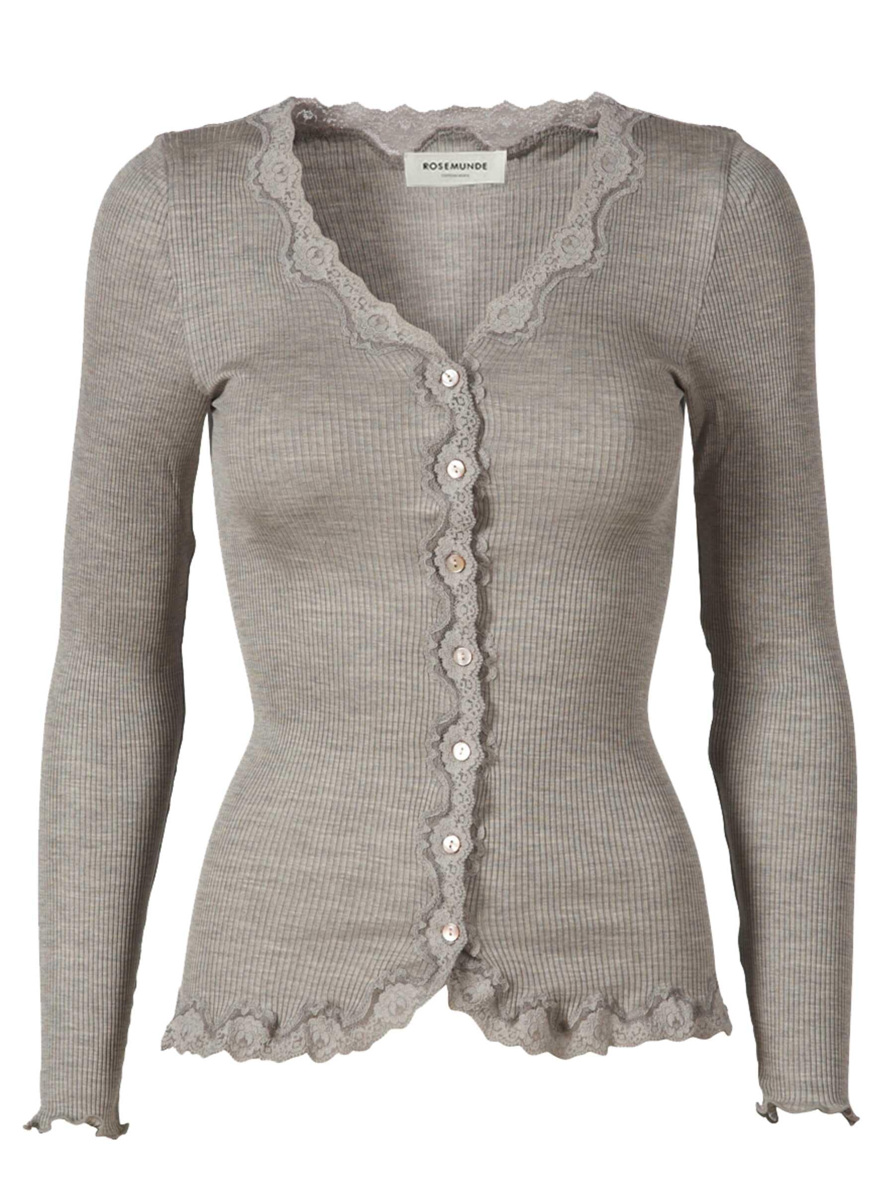 rosemunde Strickjacke »Babette Silk Cardigan mit Seide« Vintage-Spitzenbesatz, Perlmuttknopfleiste, Langarm, Seidenmix