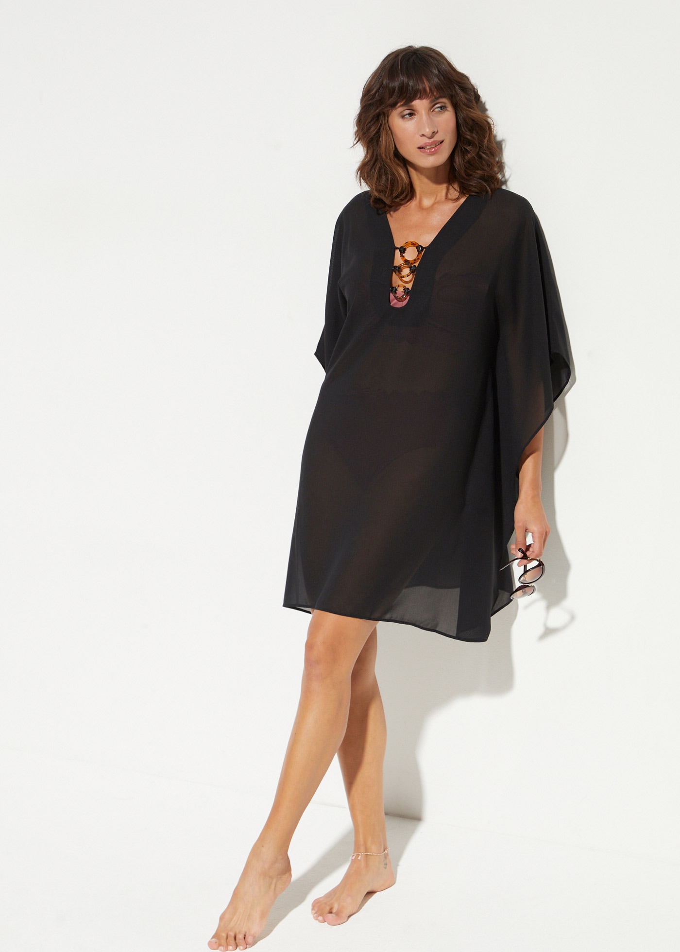 bonprix Tunikakleid für warme Tage, aus Polyester, figurumspielende Passform