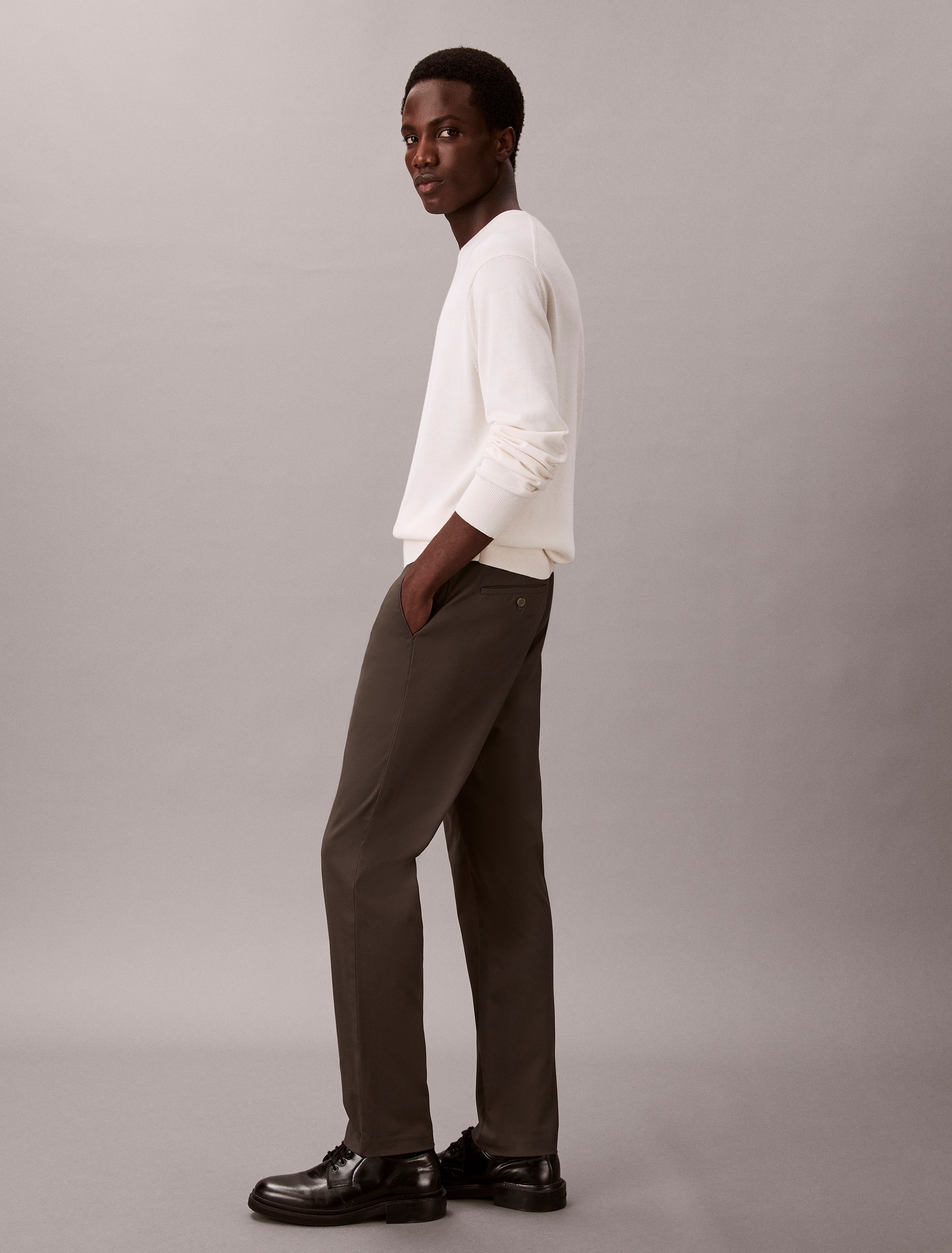 Calvin Klein Stoffhose »SLIM TAPERED SATEEN CHINO TROUSE«, slim fit