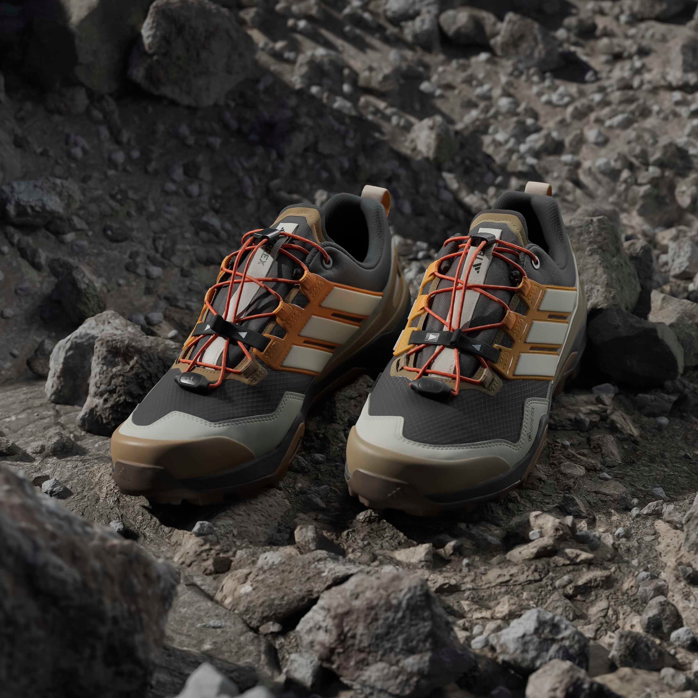 adidas TERREX Wanderschuh »TERREX SKYCHASER GORE-TEX«  wasserdicht dank Gore-Tex Membrane