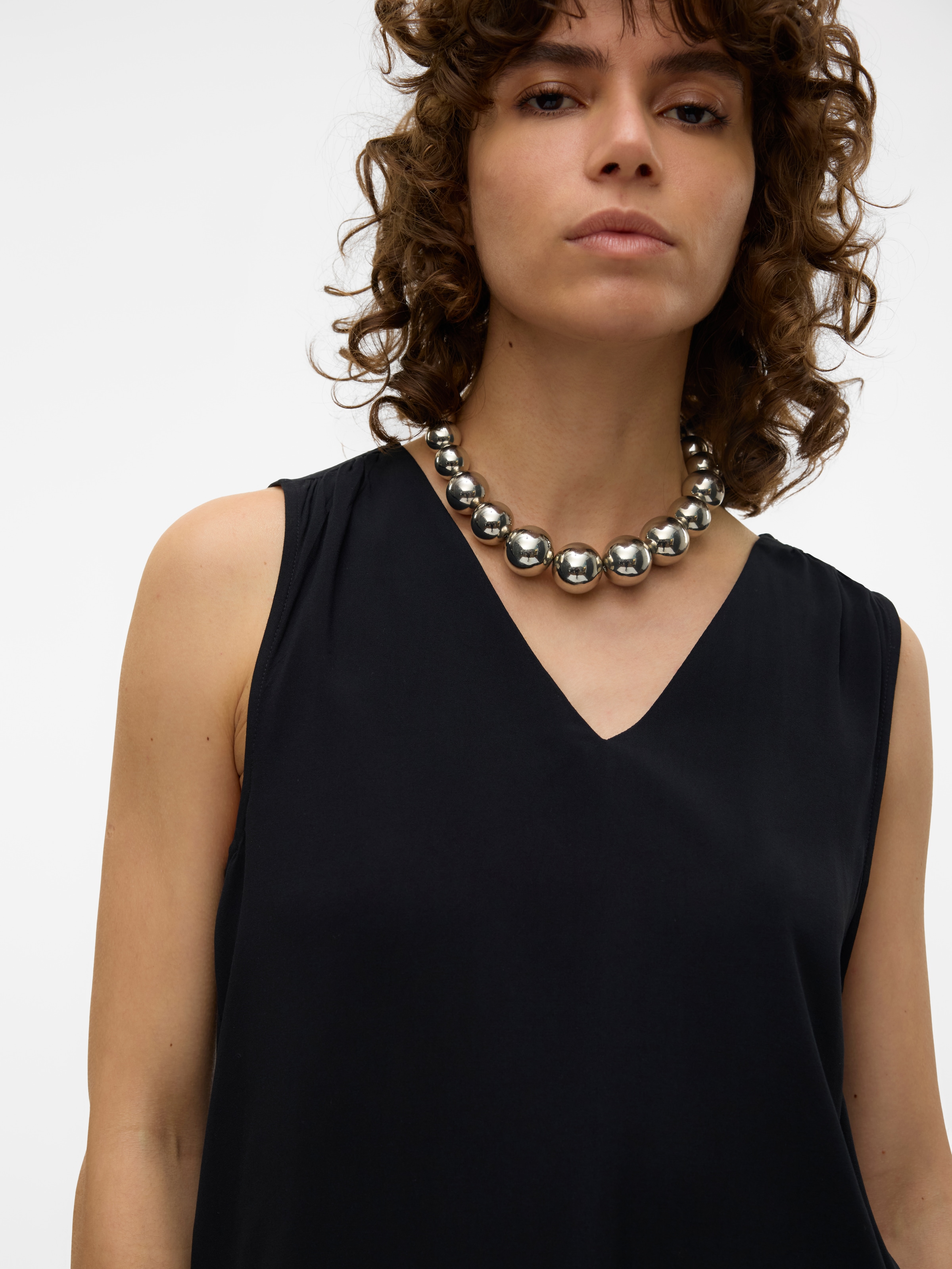 Vero Moda V-Shirt »VMEASY JOY S/L V-NECK TOP WVN GA« Viskose, regular fit