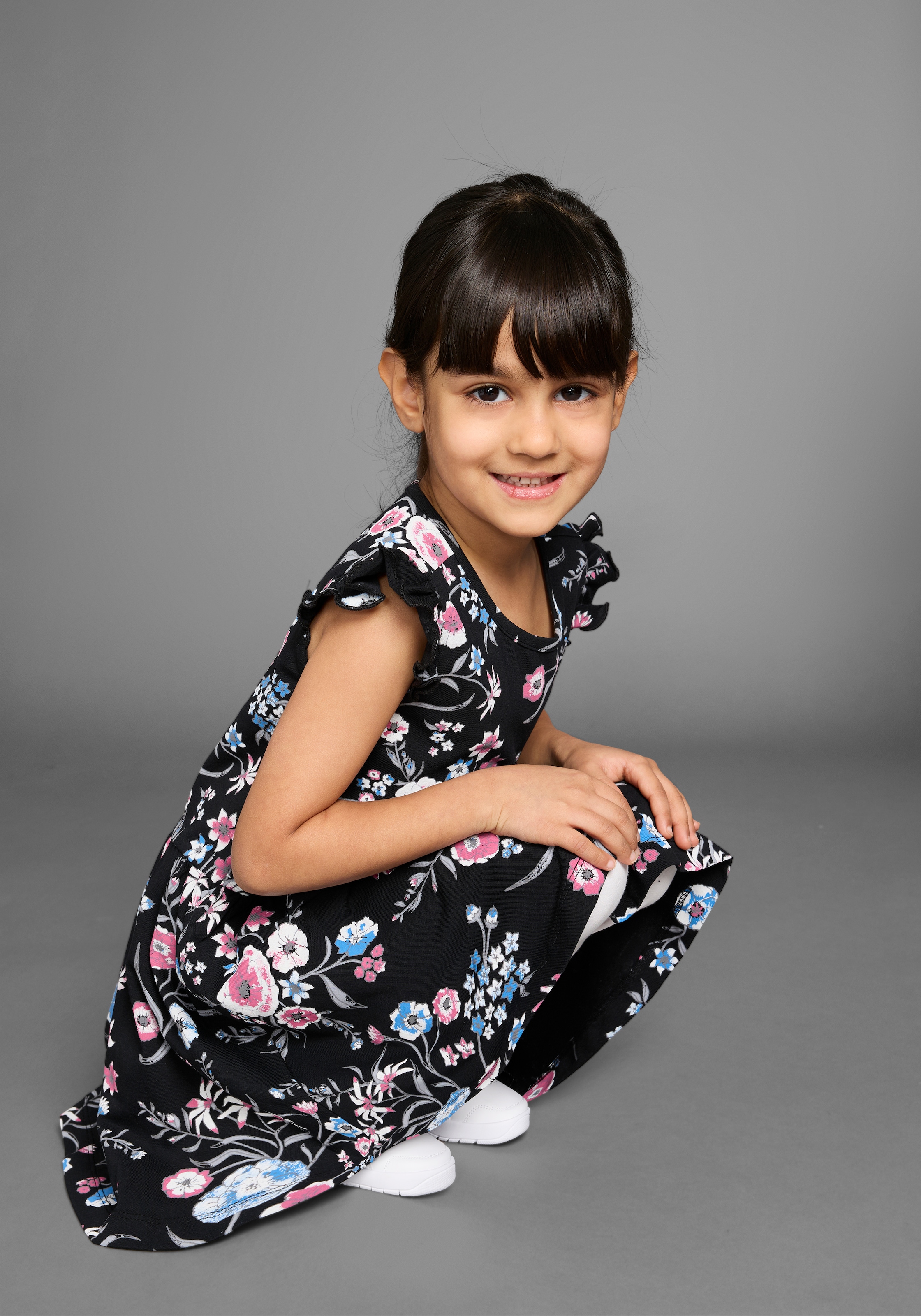 KIDSWORLD Jerseykleid »Shirtkleid im trendigen Allover-Muster«, mit Flügelärmeln