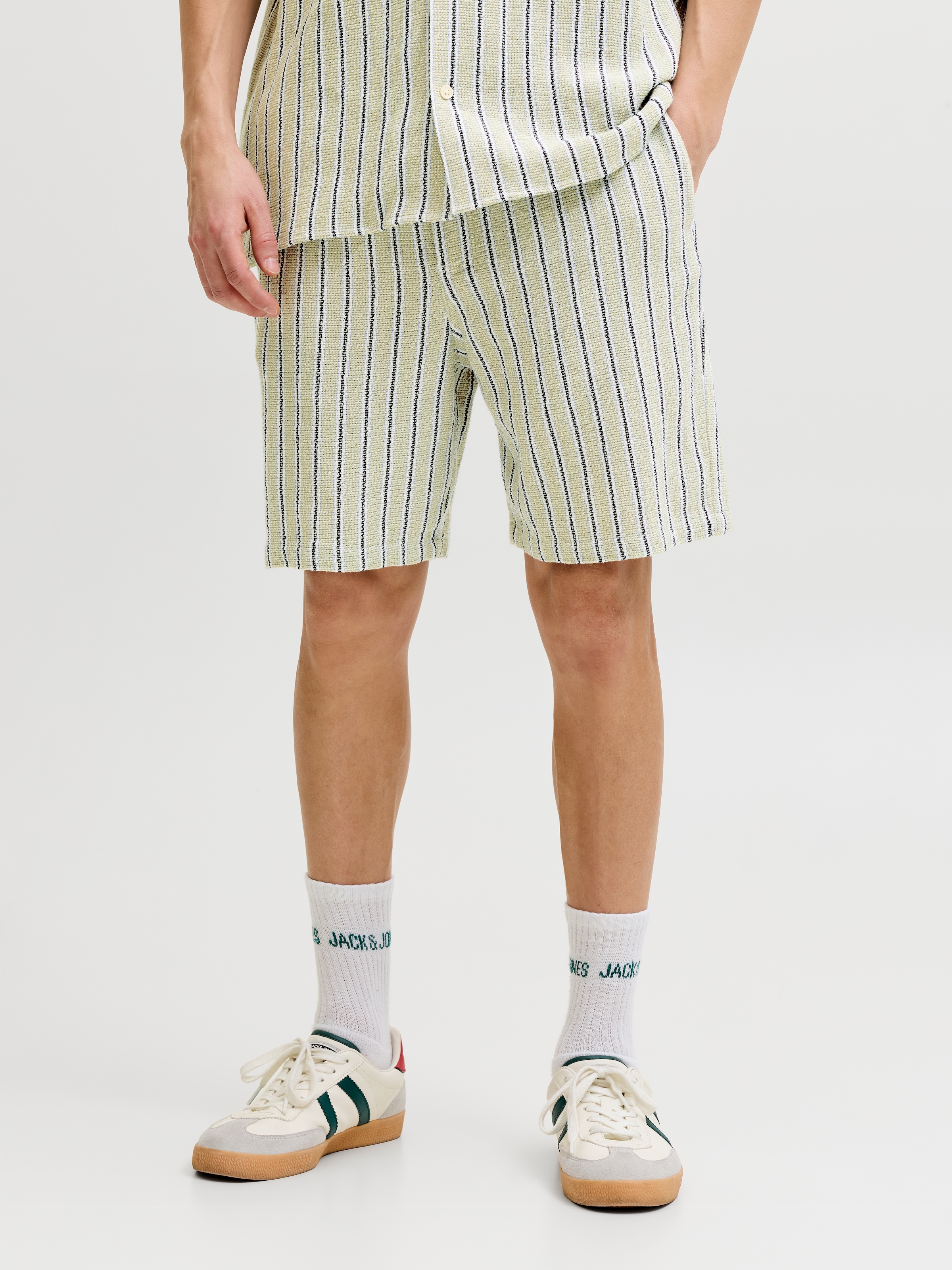 Jack & Jones Shorts »JPSTJAIDEN COBA STRIPE JOG SHORT SRT SN«