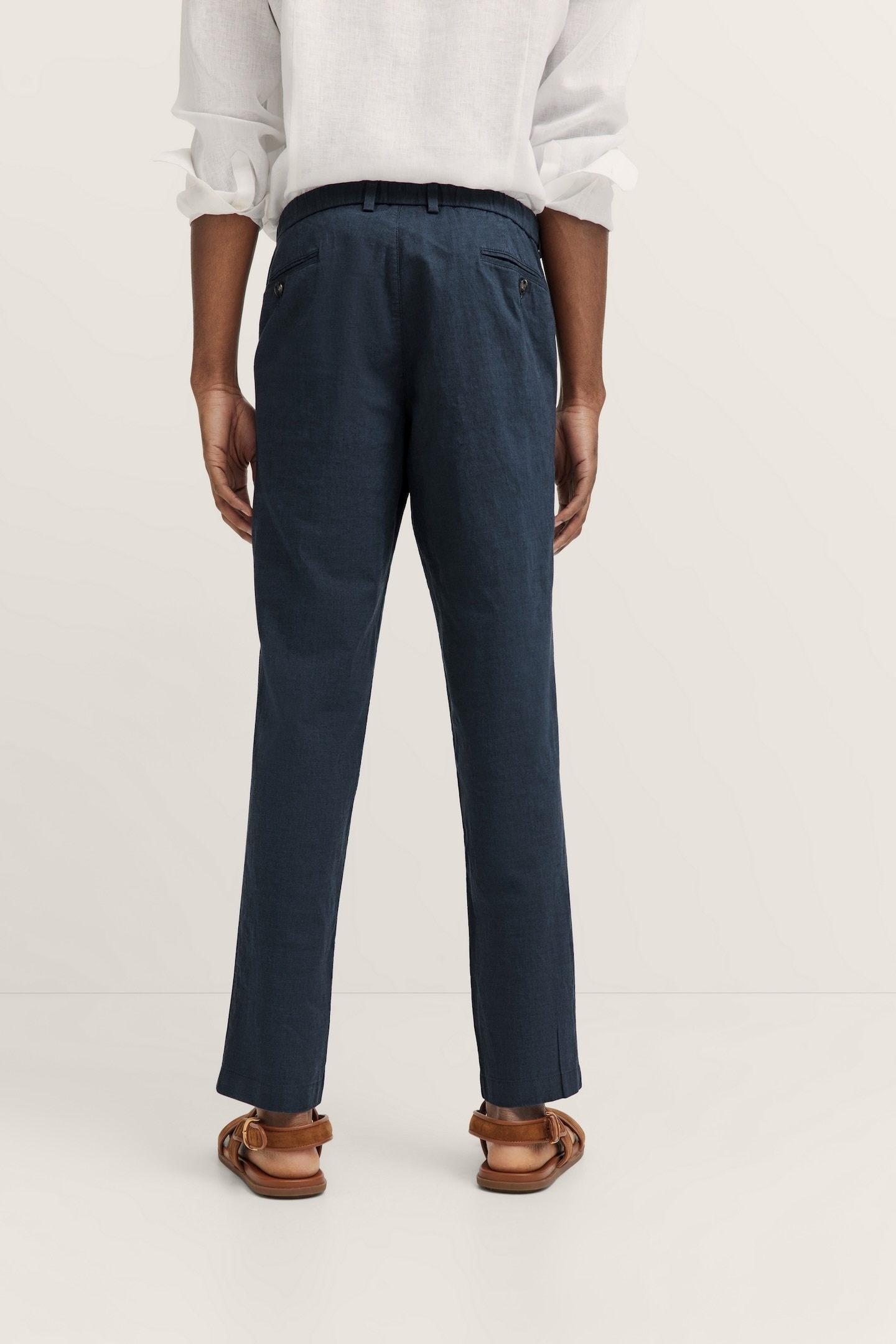 bugatti Bundfaltenhose, mit Baumwoll-Leinen-Mix