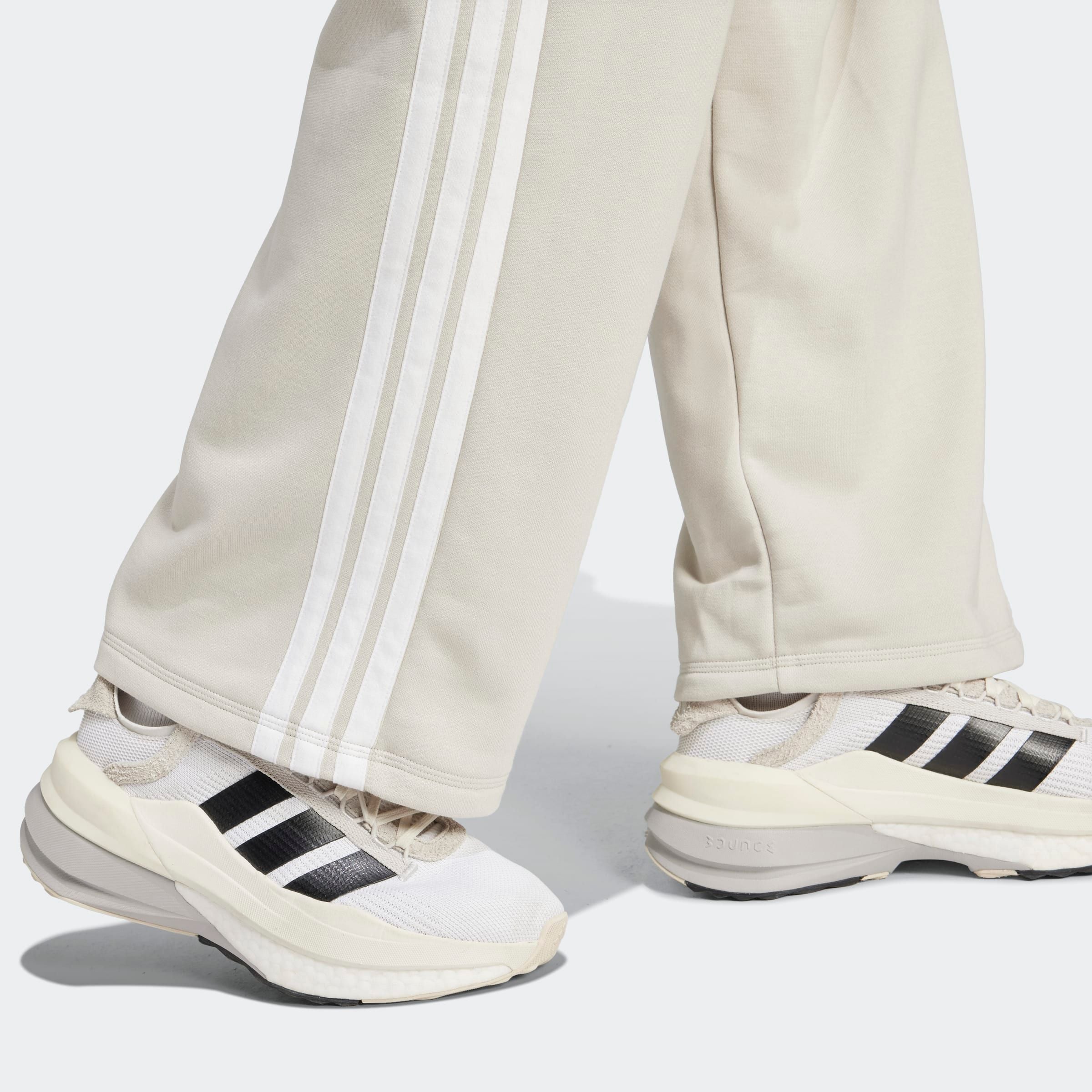 adidas Sportswear Sporthose »W 3S FT OH PT«  Reguläre Passform, aus weichem French Terry