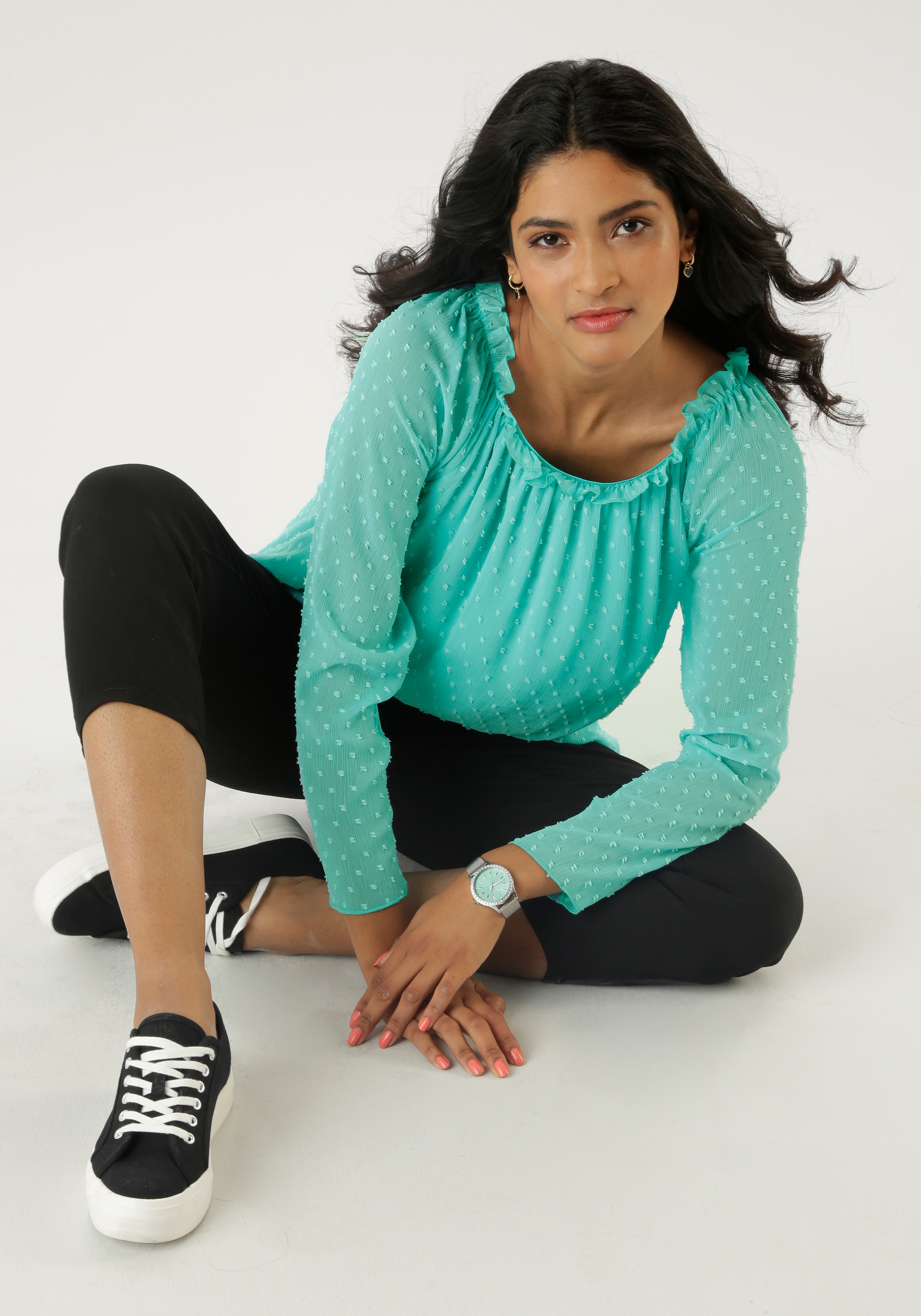Aniston SELECTED Schlupfbluse, mit weiten Ausschnitt und elastischen Gummi