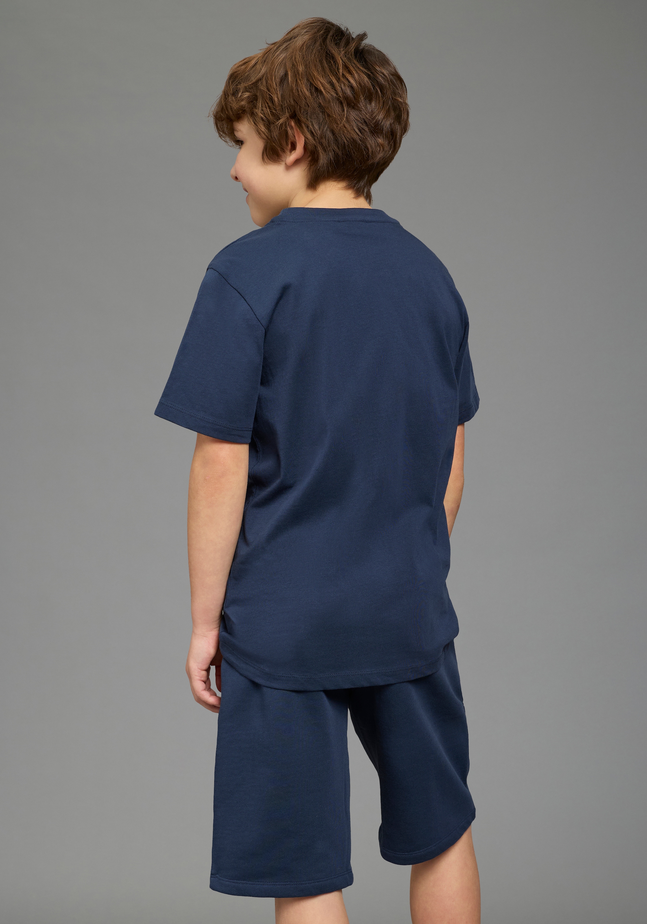 H.I.S Shirt & Hose »2tlg Set: T-Shirt+Sweatbermudas« Set, 2, 2 tlg. verschiedene Größen, bedrucktes Design, aus Baumwollmischung