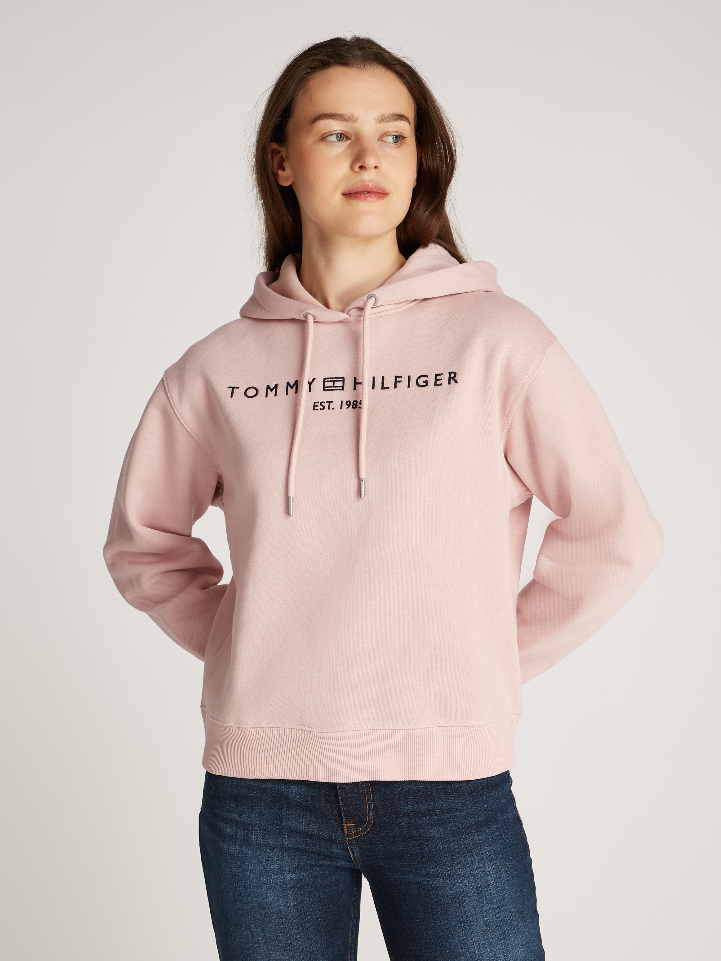 Tommy Hilfiger Kapuzensweatshirt »MDRN REG CORP LOGO HOODIE«, mit gesticktem Logo-Schriftzug