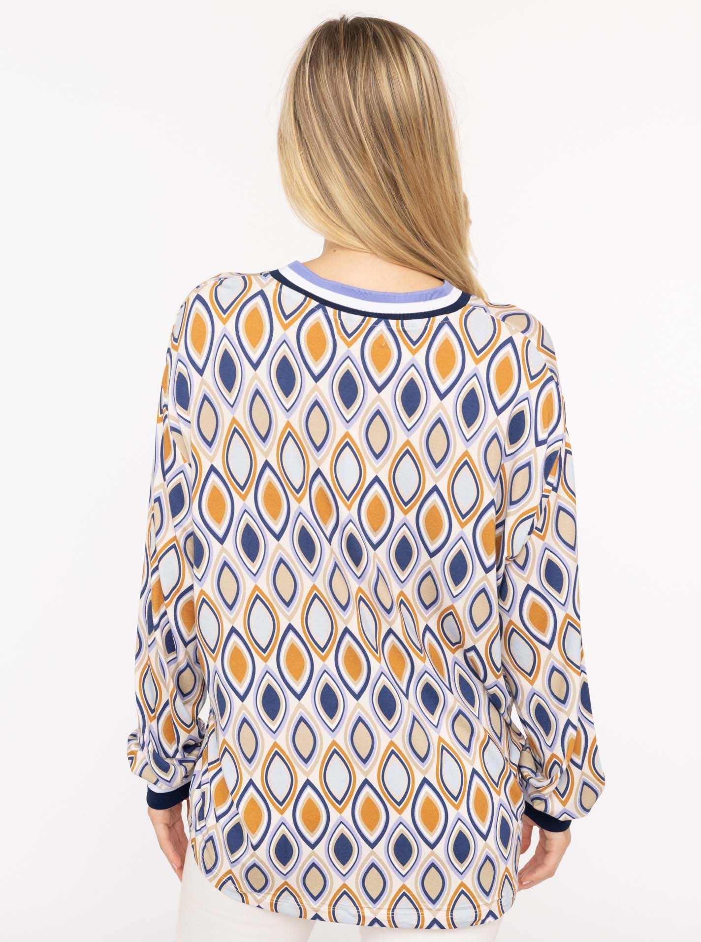 Zwillingsherz Blusenshirt »"Ornament"«, langärmlig, V-Neck, Ornament-Print, sportive Bündchen