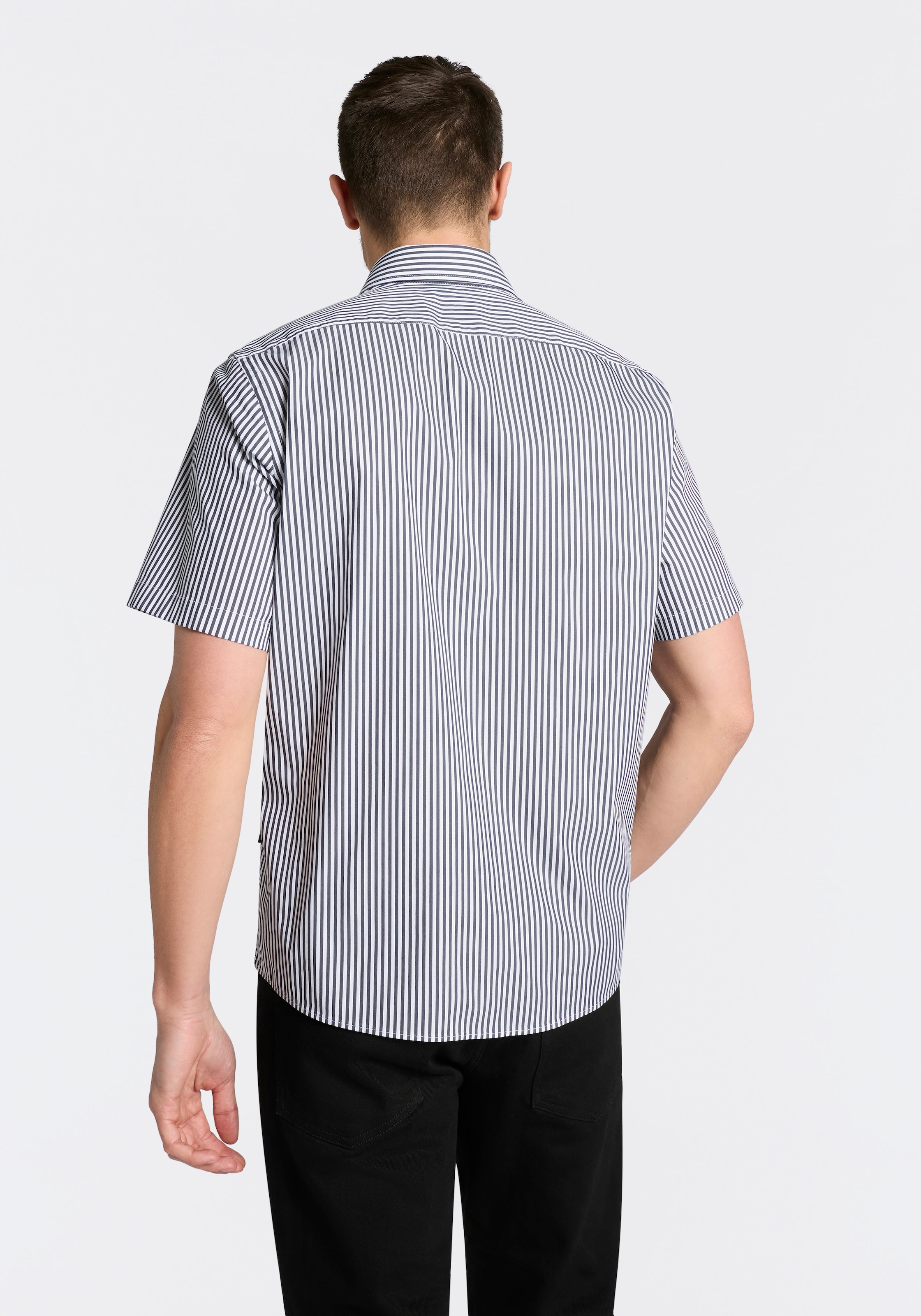 BOSS Kurzarmhemd Button-down-Kragen Regular Fit, Baumwollmix