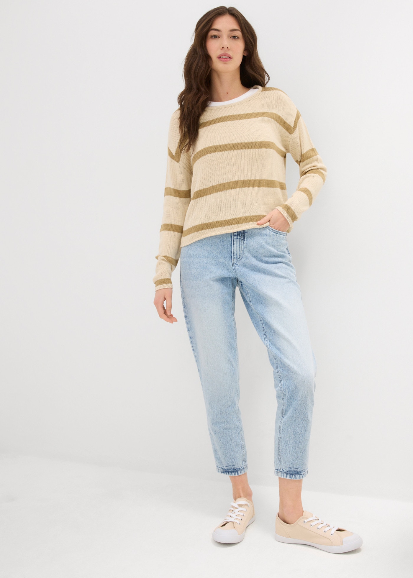 bonprix Mom-Jeans Loose Fit, Stretch-Anteil, 5-Pocket-Design