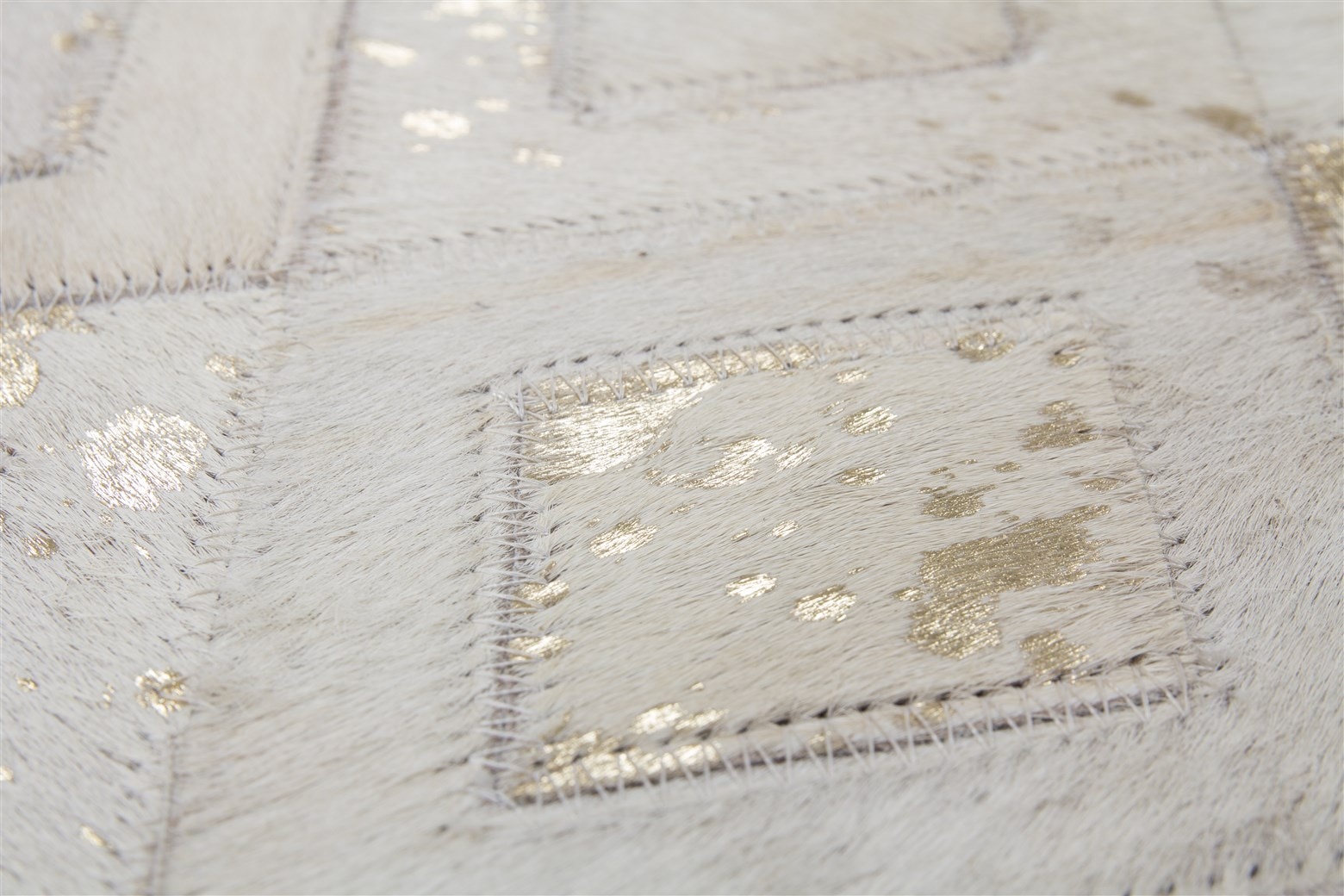 Kayoom Teppich »Spark 110«, rechteckig, 8 mm Höhe, 100% Leder, metallische Effekte, handgenähtes Unikat