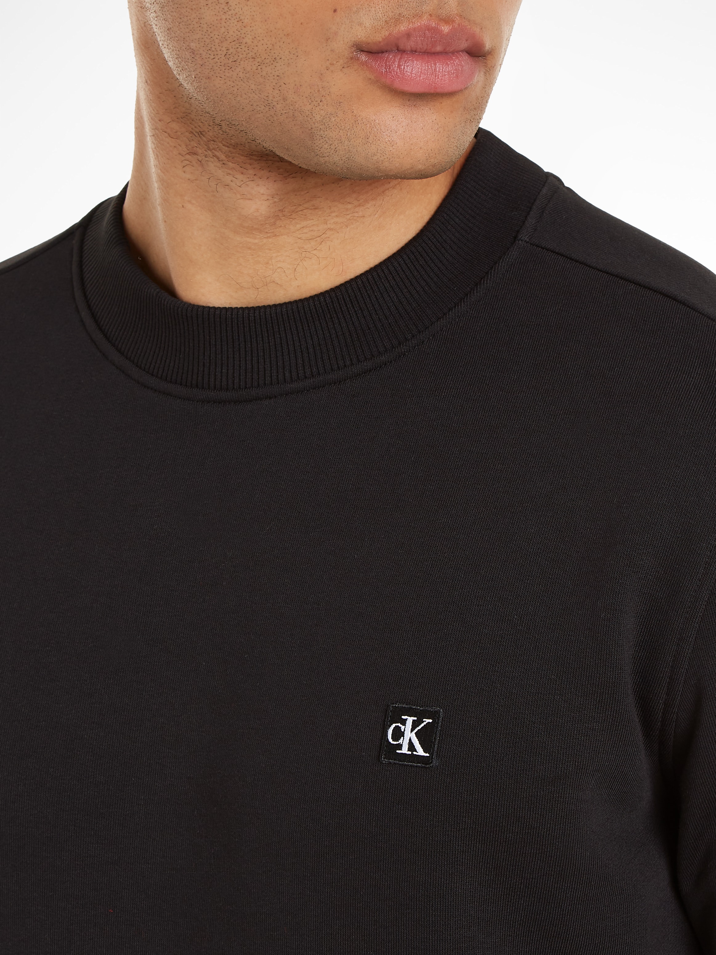 Calvin Klein Jeans Sweatshirt »CK EMBRO BADGE CREW NECK«, mit Logo-Stickerei