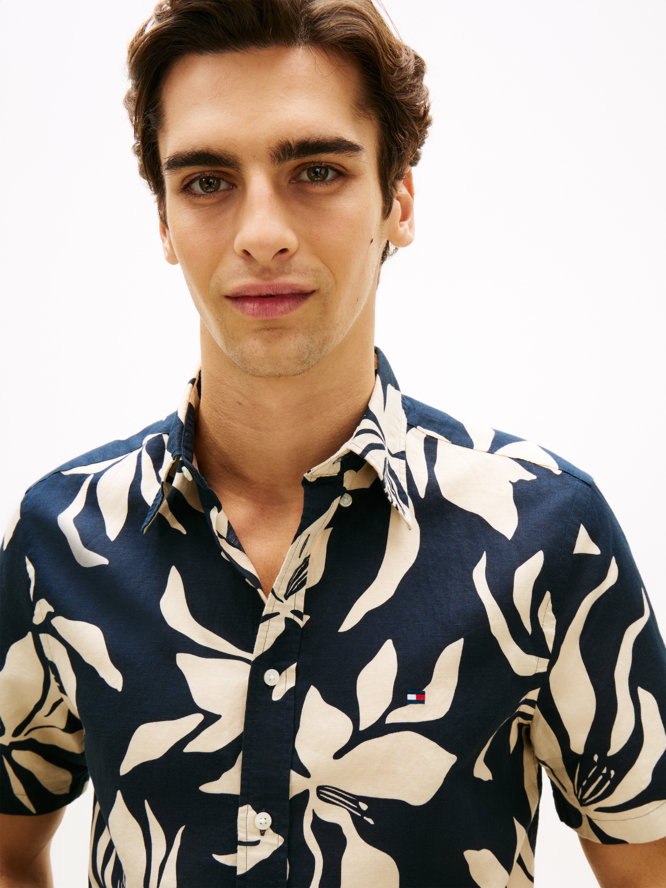 Tommy Hilfiger Kurzarmhemd »LINEN BLEND FLOWER PRINT« aus Leinenmix, regular fit