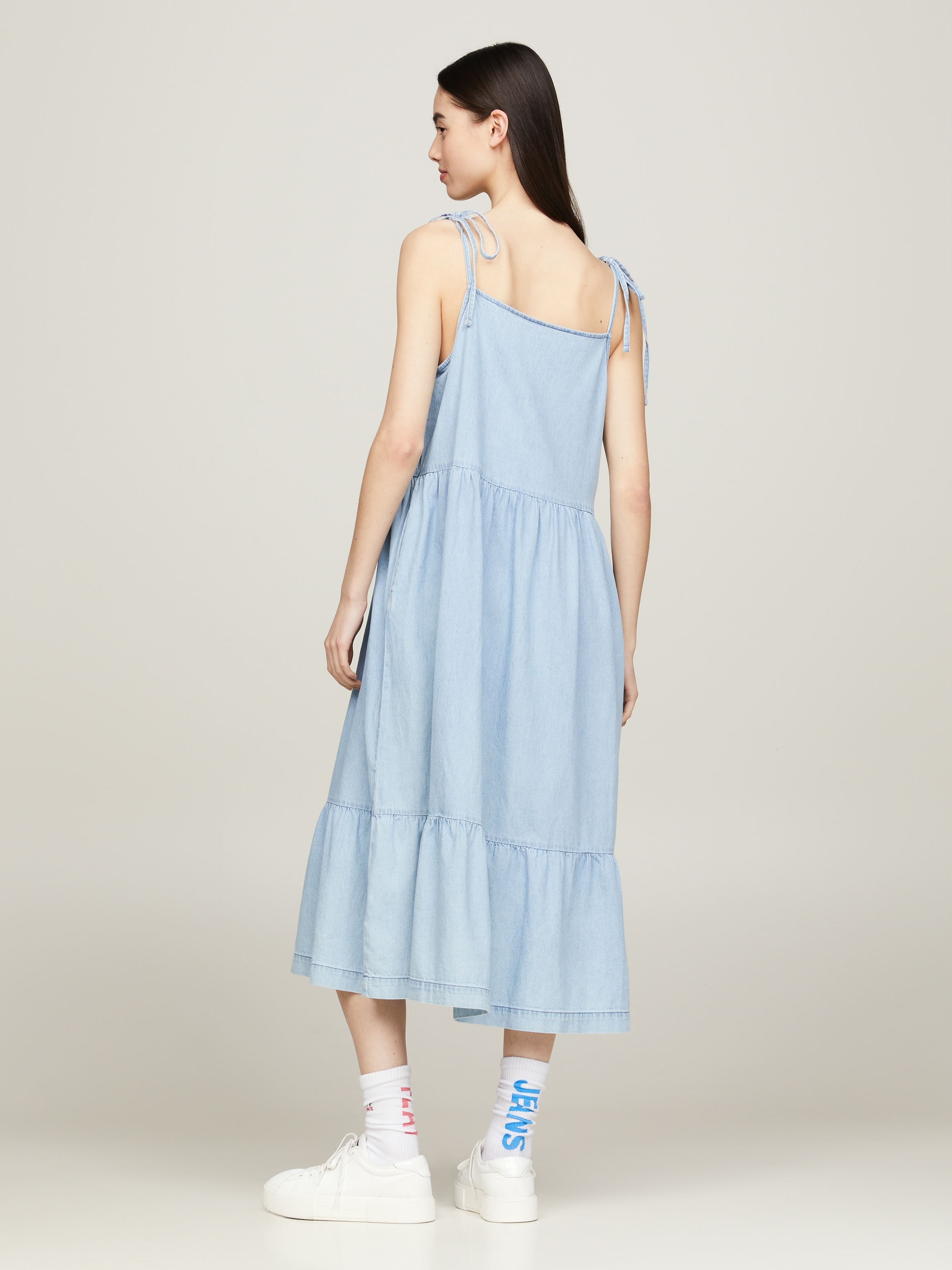 Tommy Jeans Jeanskleid »TJW CHAMBRAY DRESS EXT«, mit Tommy Jeans Flagge