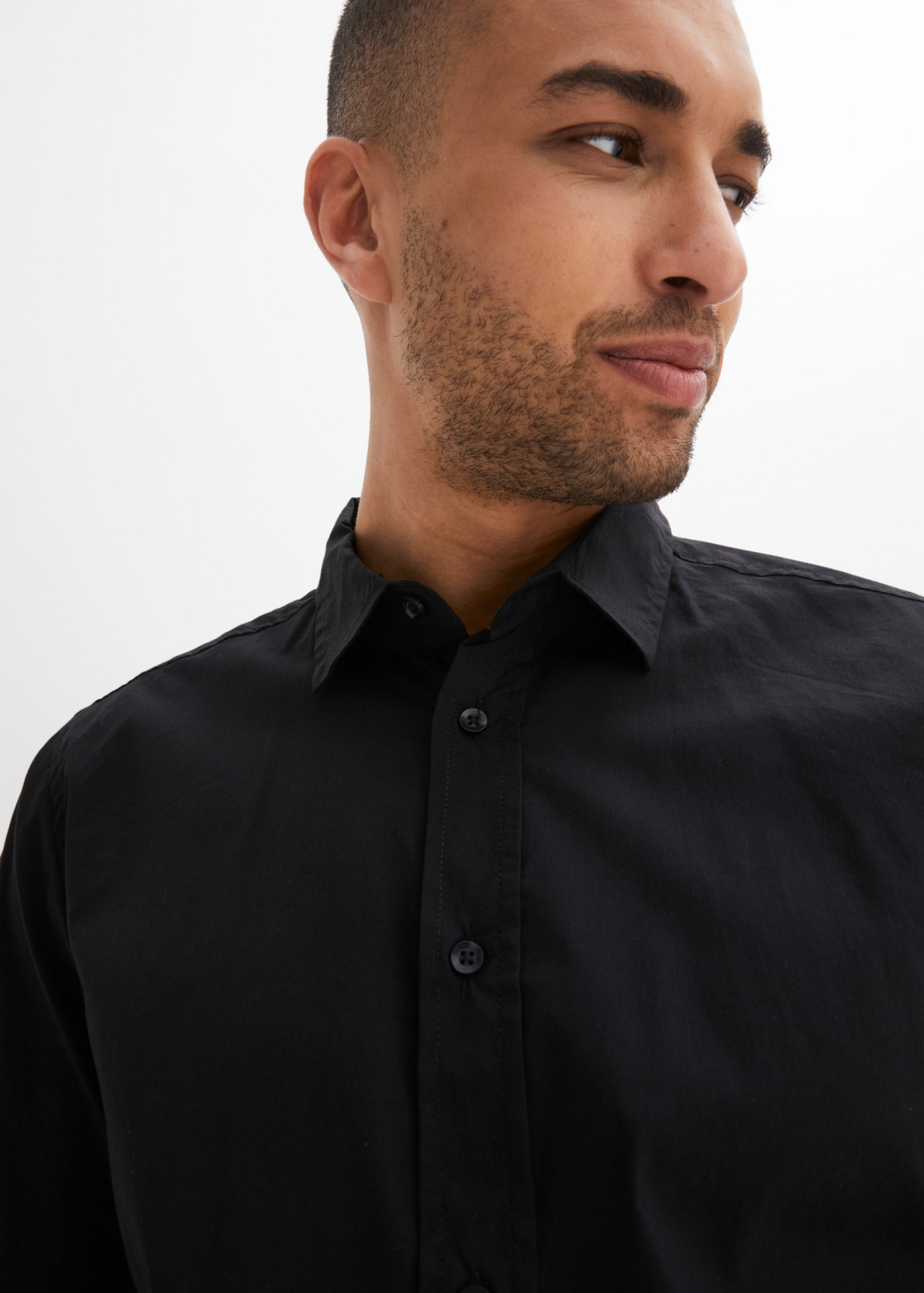 bonprix Langarmhemd schmale Passform, aus Baumwolle, Polyamid und Elasthan, Kentkragen