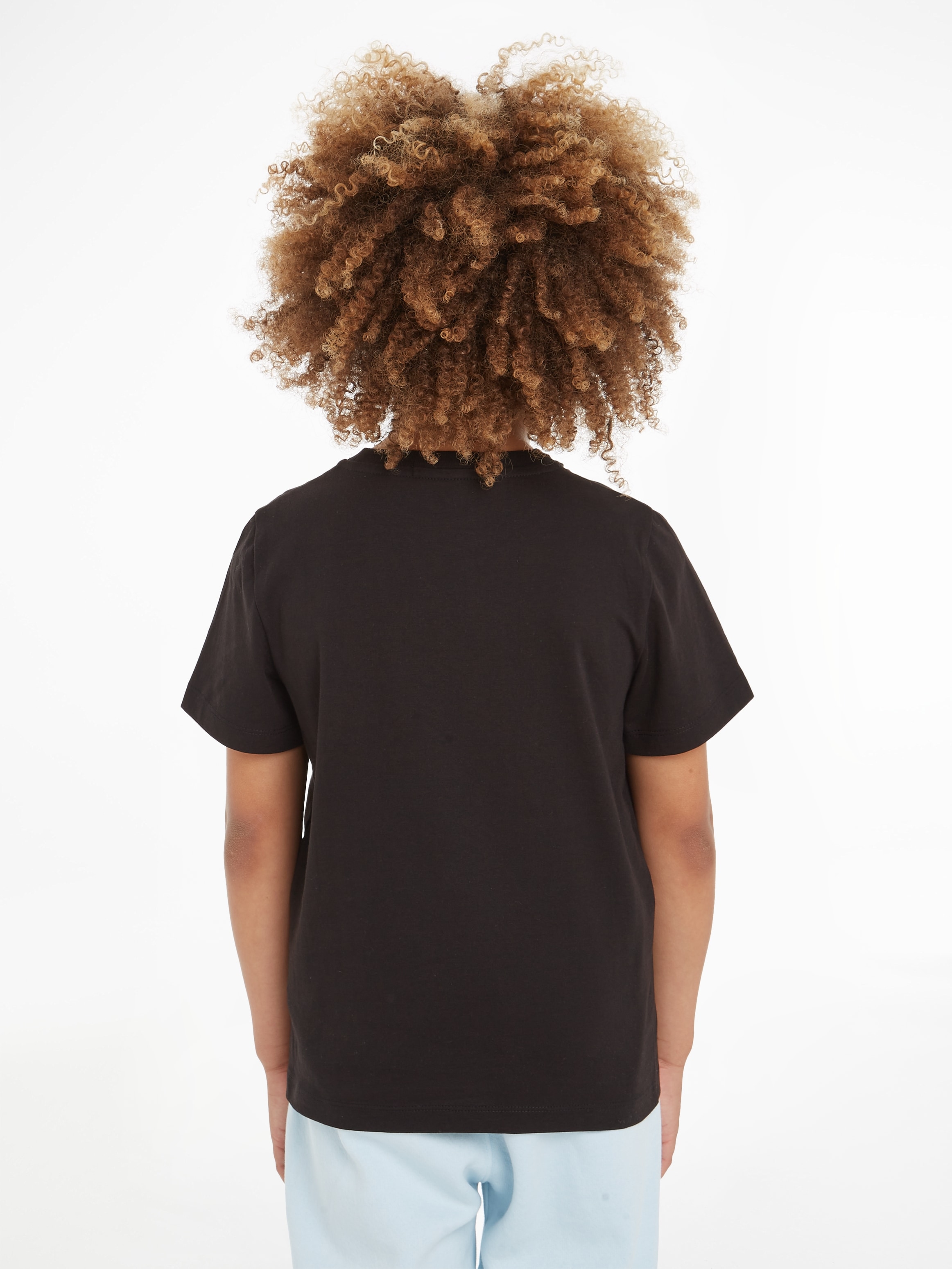 RELAXED | T-SHIRT«, LOGO T-Shirt OTTO Klein »PIXEL Calvin mit Logodruck Jeans SS
